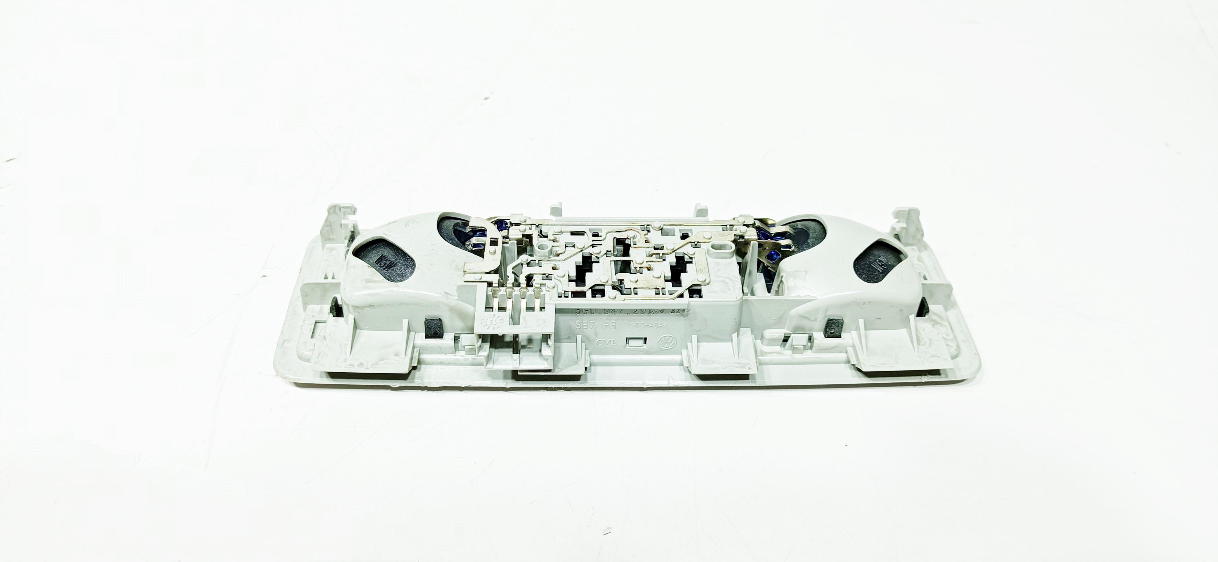 Plafoniera posteriore VOLKSWAGEN Golf VII (5G1, BQ1, BE1, BE2) Imagem-1