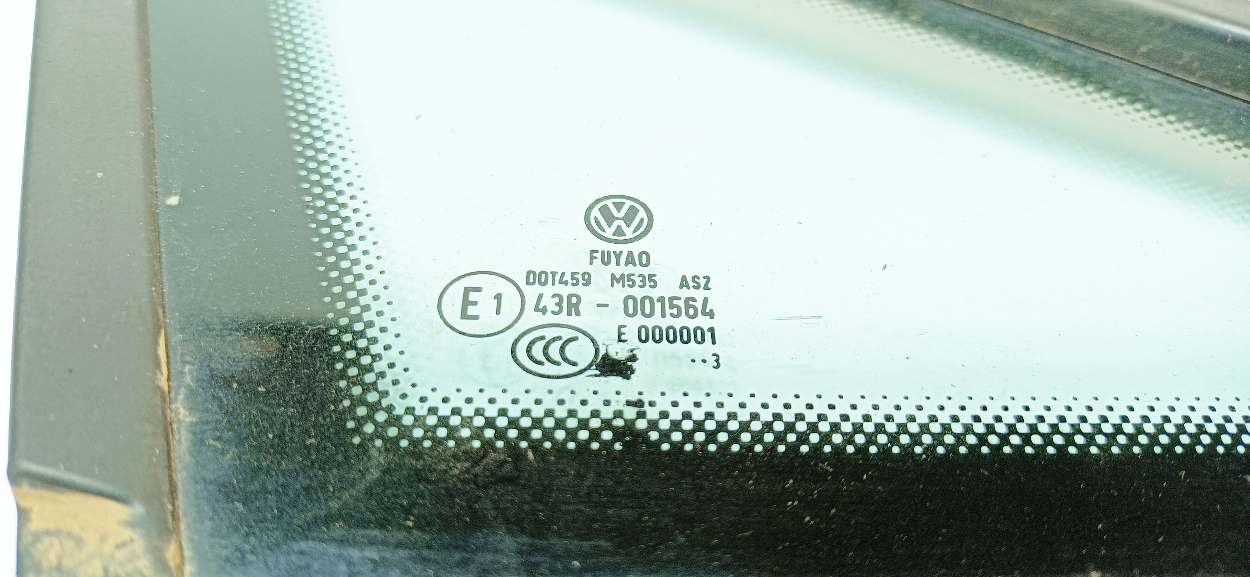 Vidro do painel frente direito VOLKSWAGEN Golf VII (5G1, BQ1, BE1, BE2) Imagem-1