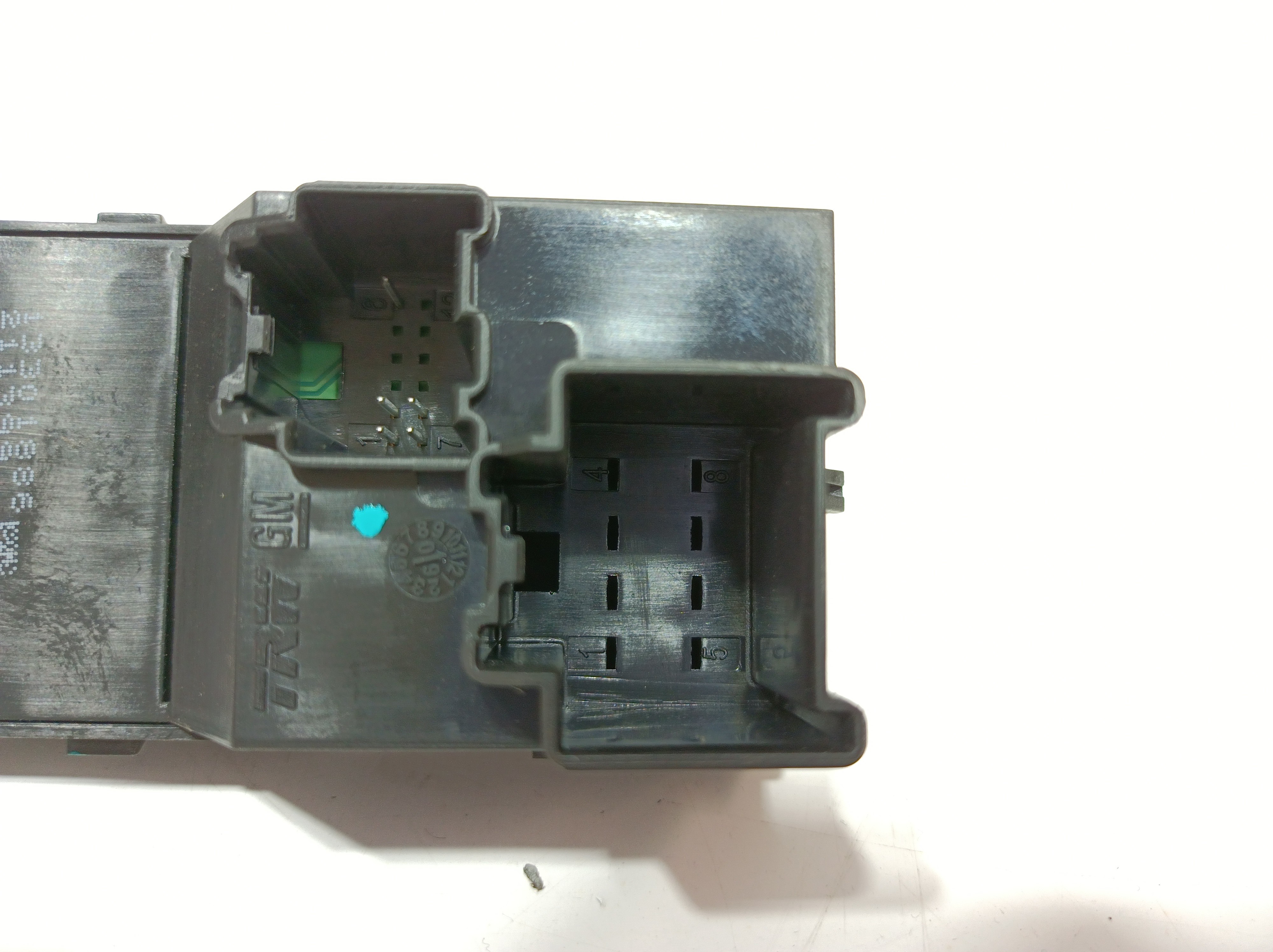 Mando / interruptor elevalunas delantero derecho OPEL Astra J Imagem-2