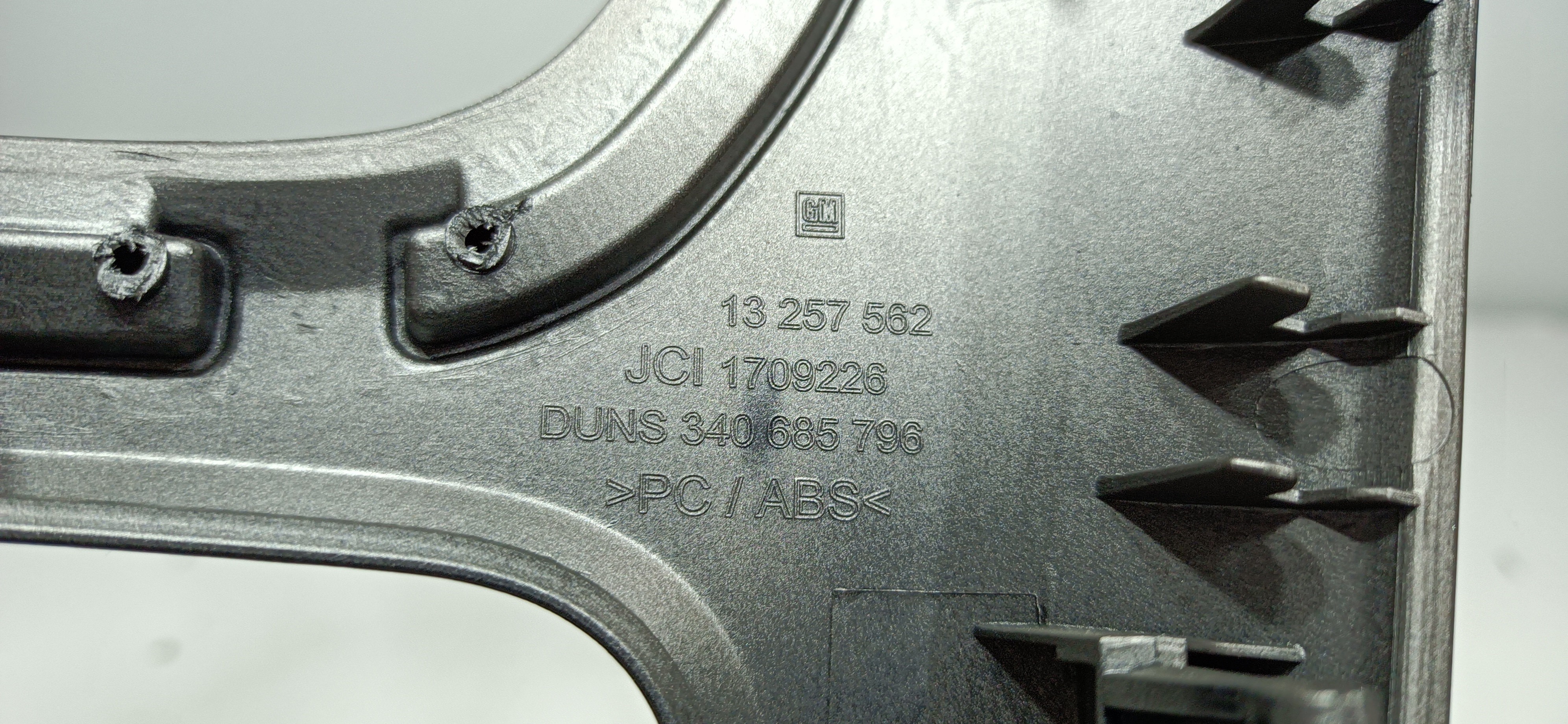 Moldura consola central / radio / aro OPEL Astra J Imagem-2