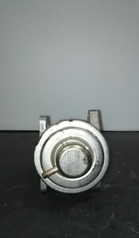 Valve EGR VOLKSWAGEN Golf V (1K1) Imagem-1