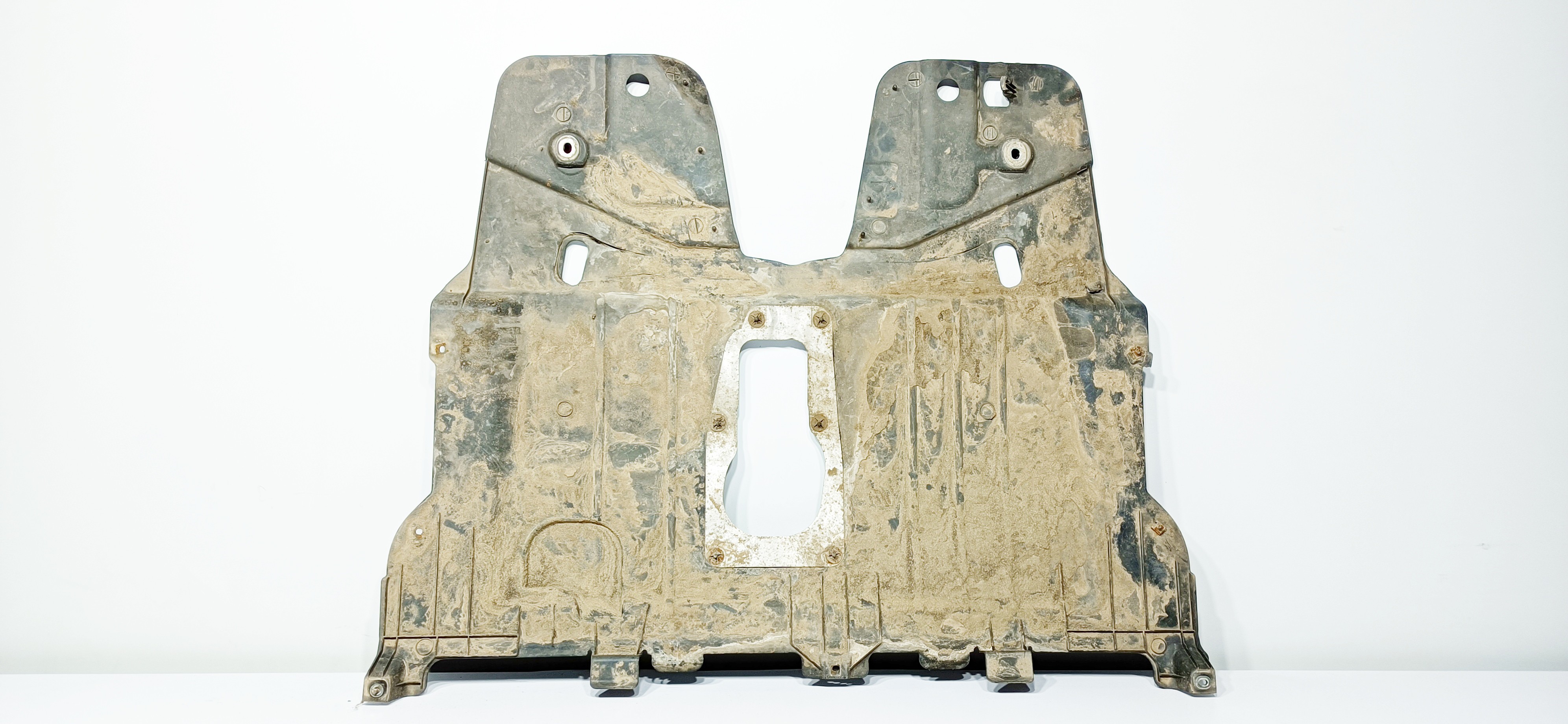 Blindaje inferior del motor FIAT Tipo Hatchback (357_) Imagem-1