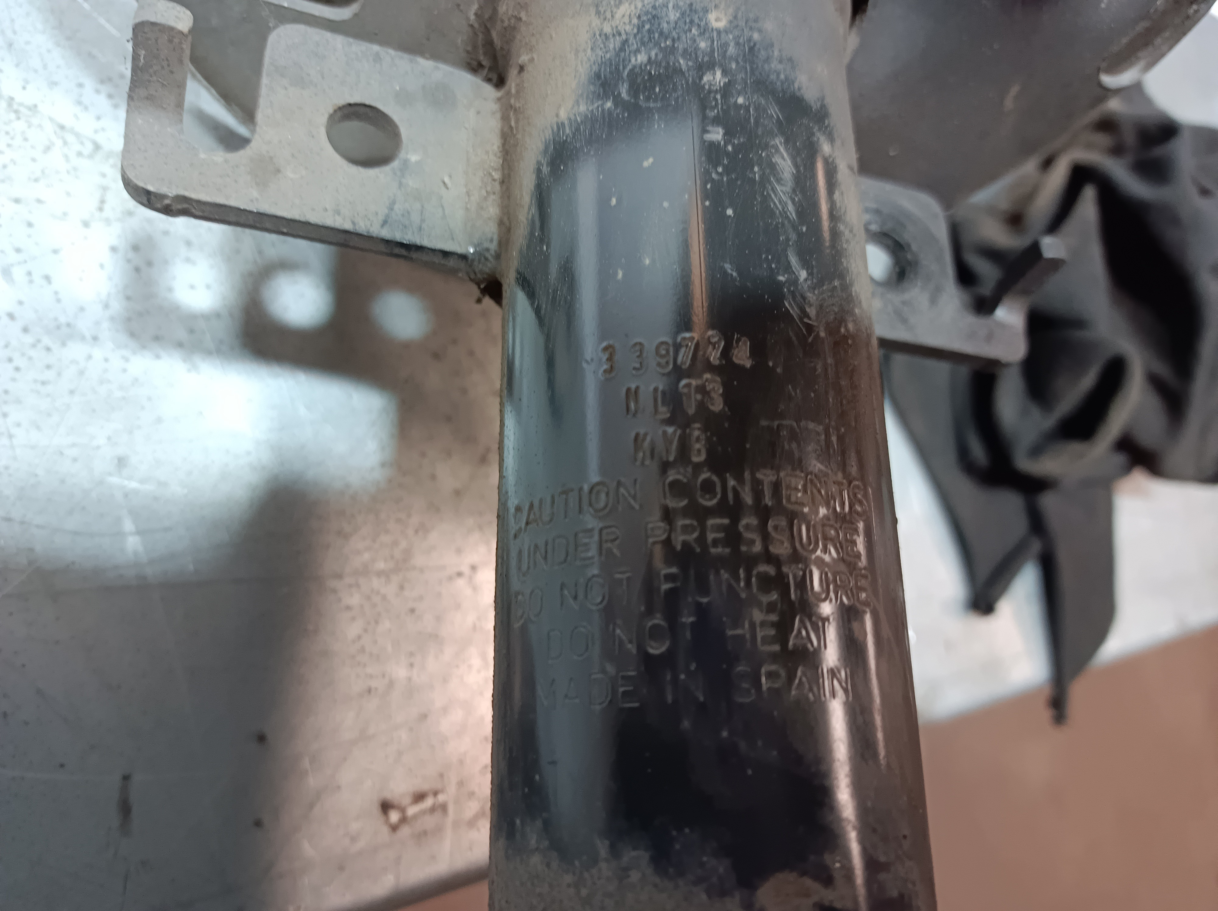 Amortecedor frente esquerdo RENAULT Megane III Grandtour (KZ0/1) Imagem-3