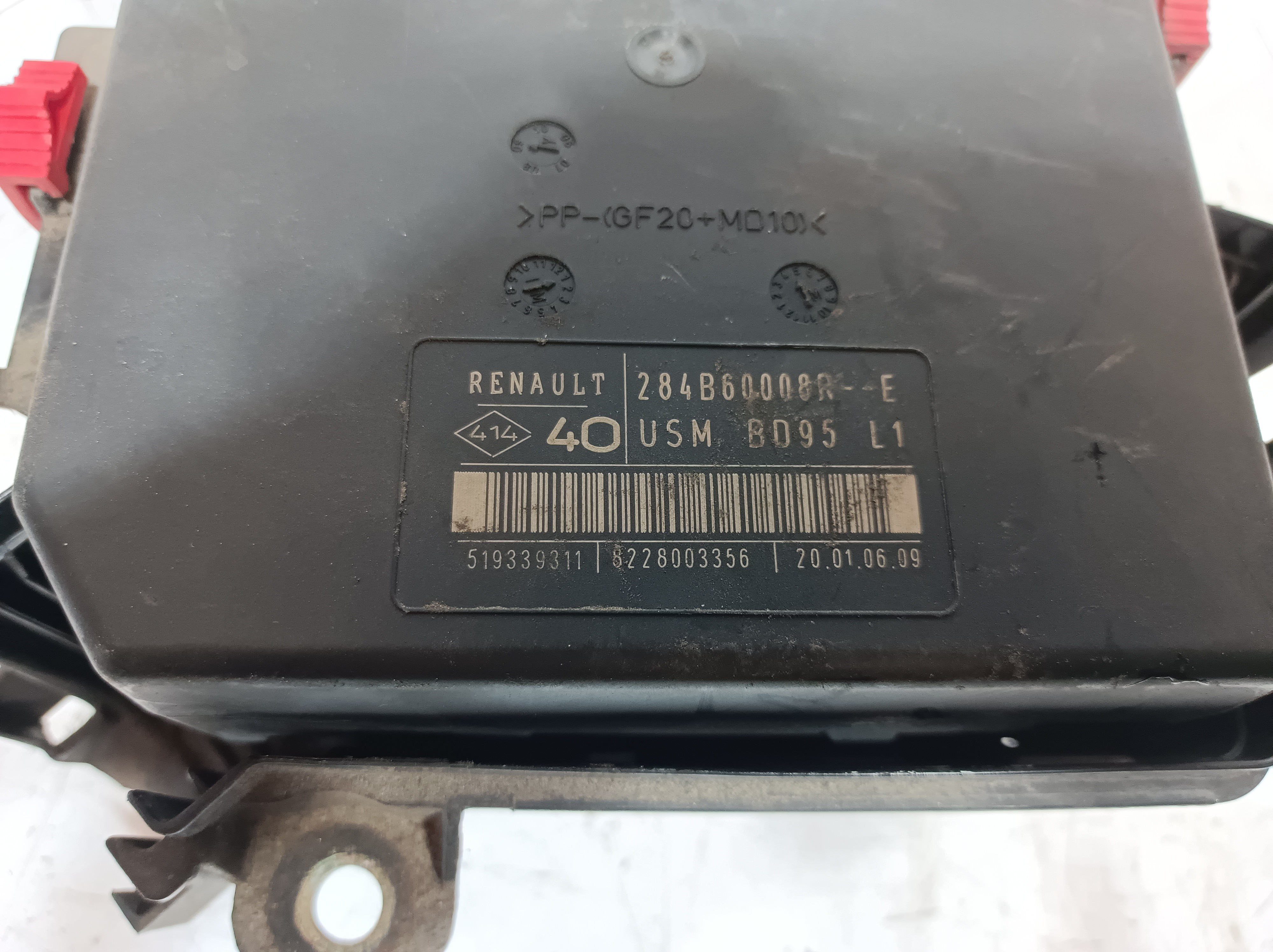 Scatola fusibili / SAM / BSI RENAULT Megane III Grandtour (KZ0/1) Imagem-4