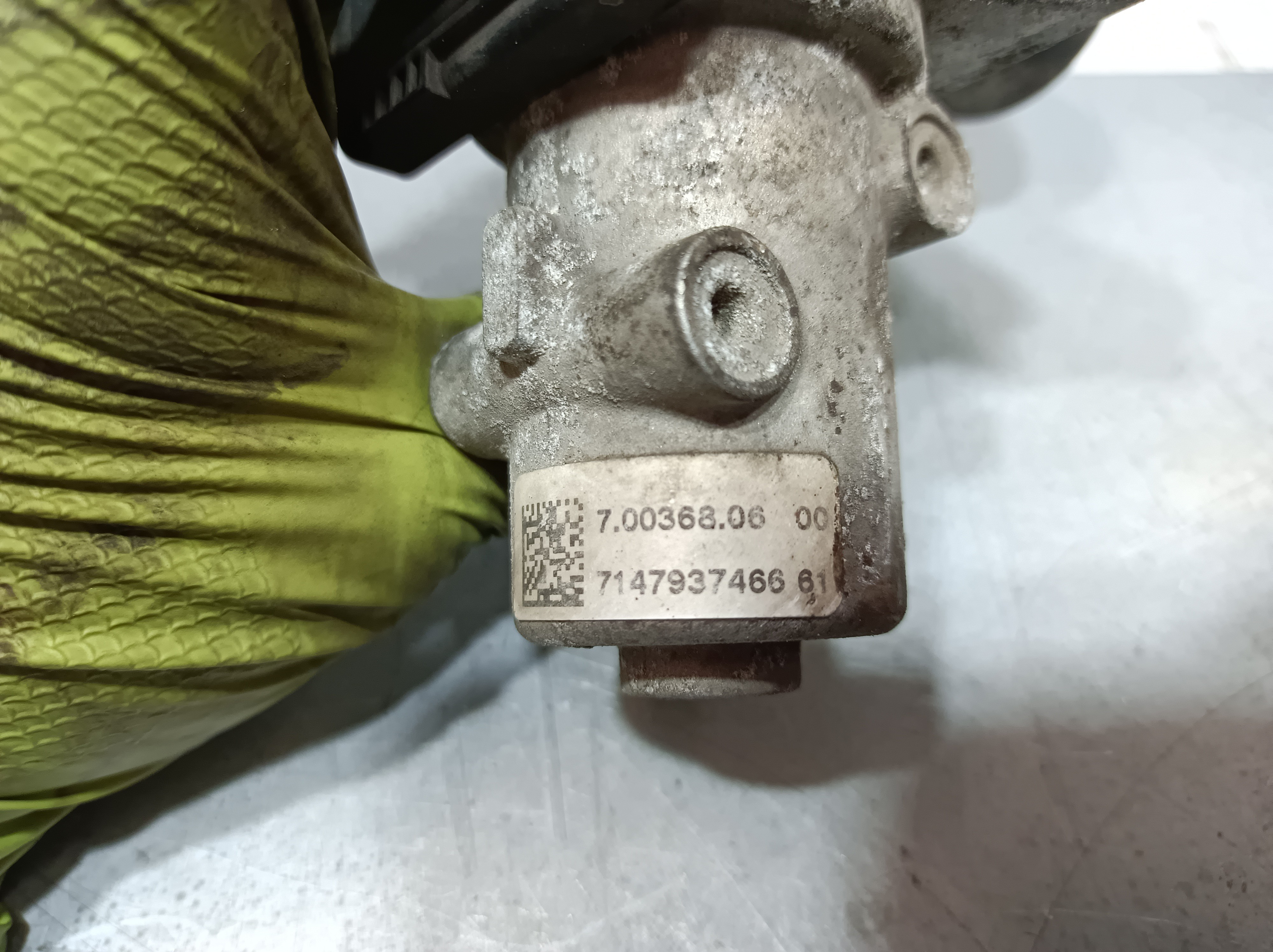 Valvola EGR RENAULT Megane III Grandtour (KZ0/1) Imagem-3