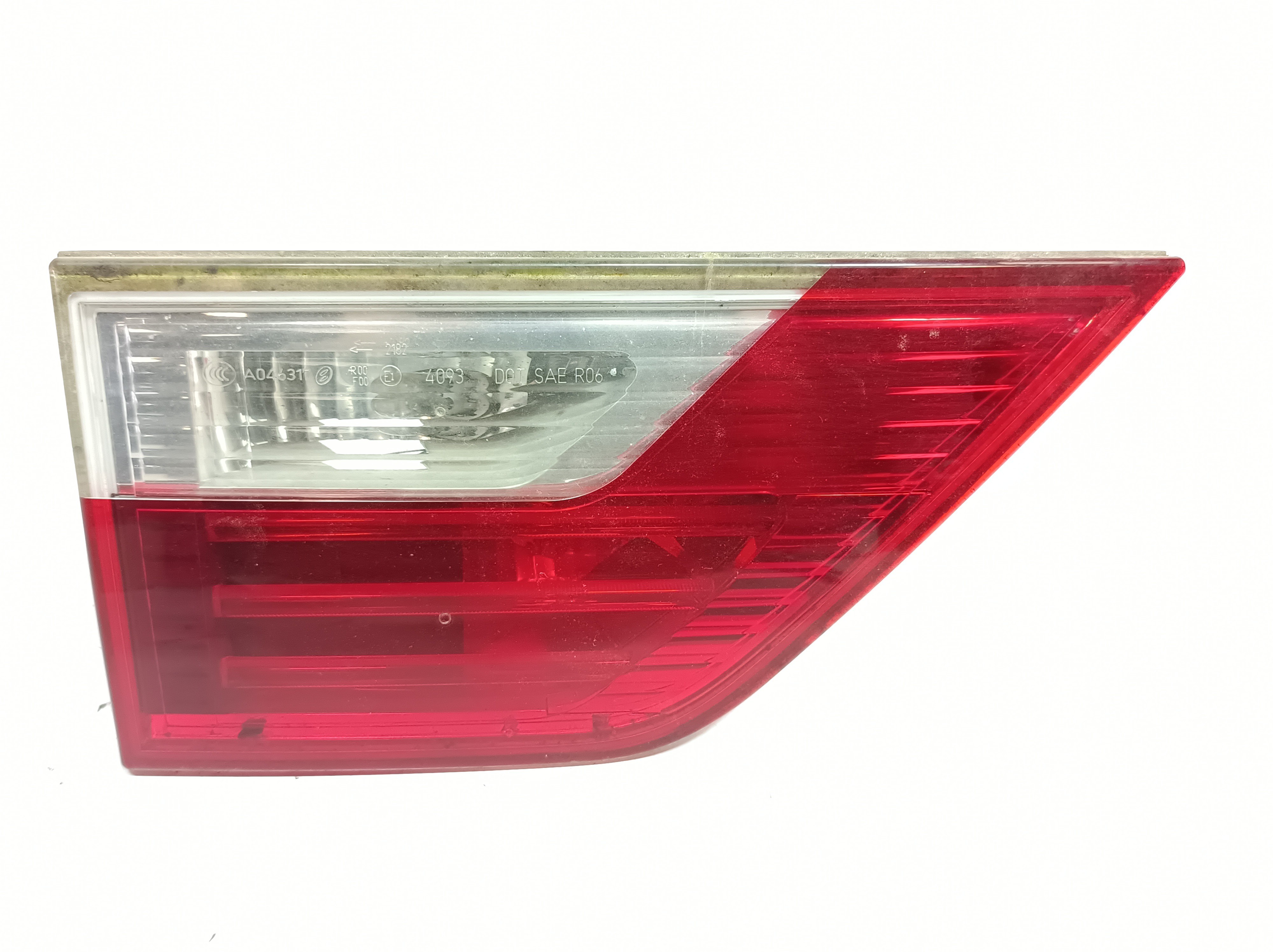 Piloto izquierdo del maletero BMW X3 (E83) Imagem-0