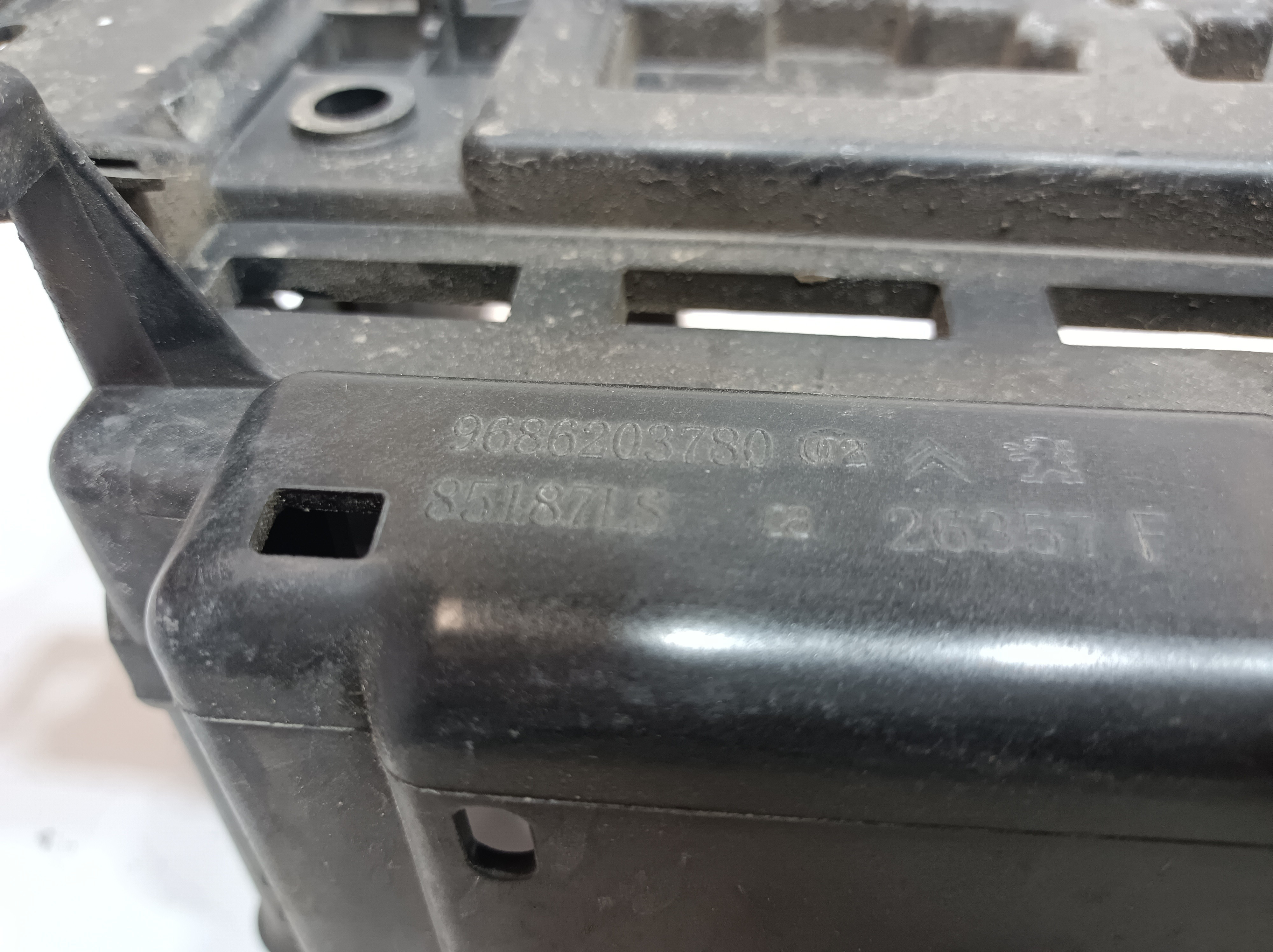 Boîtier de batterie CITROËN DS3 Imagem-2