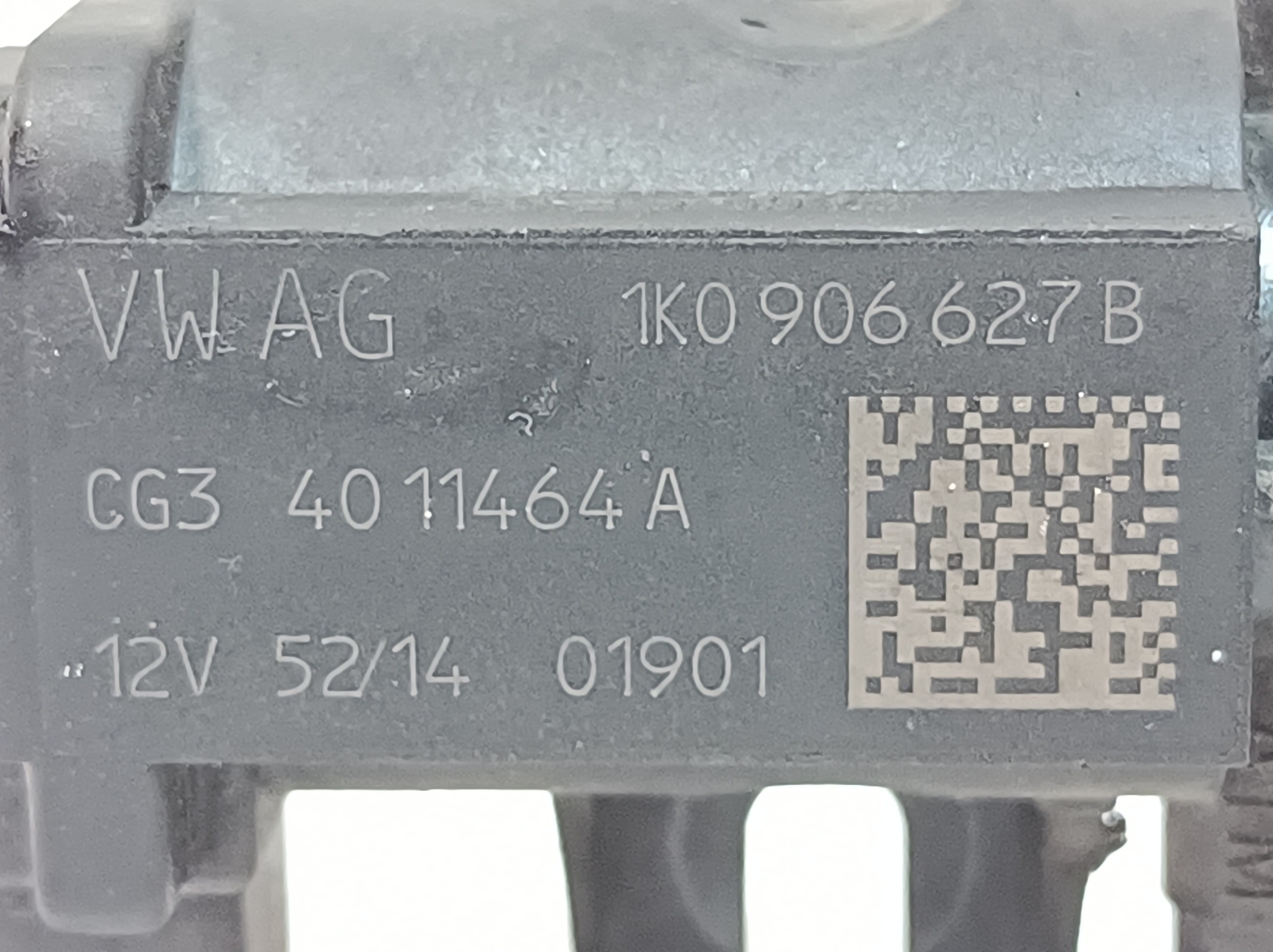 Dépressuriseur de freins / pompe à vide VOLKSWAGEN Golf VII (5G1, BQ1, BE1, BE2) Imagem-2