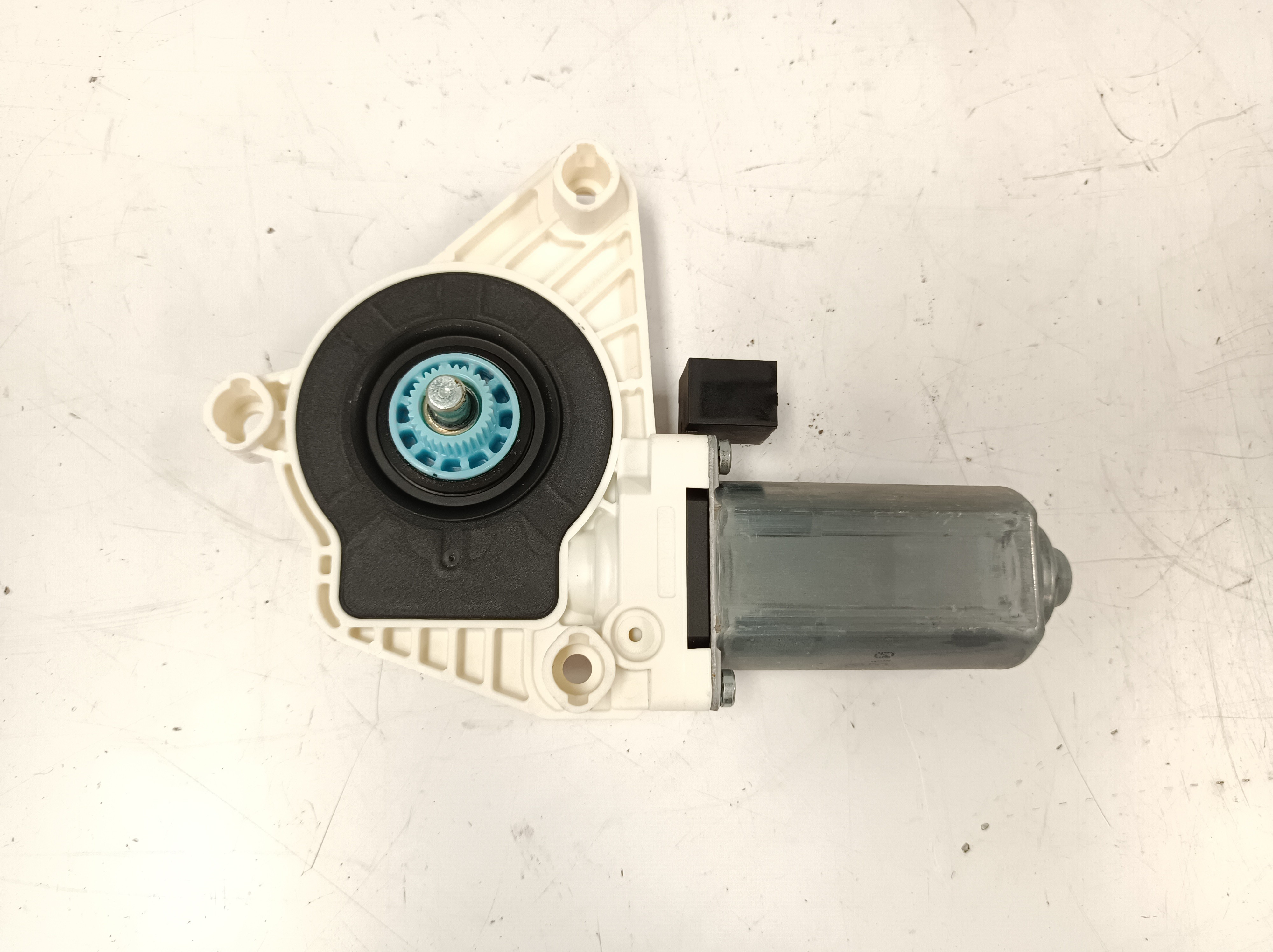 Moteur lève-vitre avant Droite VOLKSWAGEN Golf VII (5G1, BQ1, BE1, BE2) Imagem-0