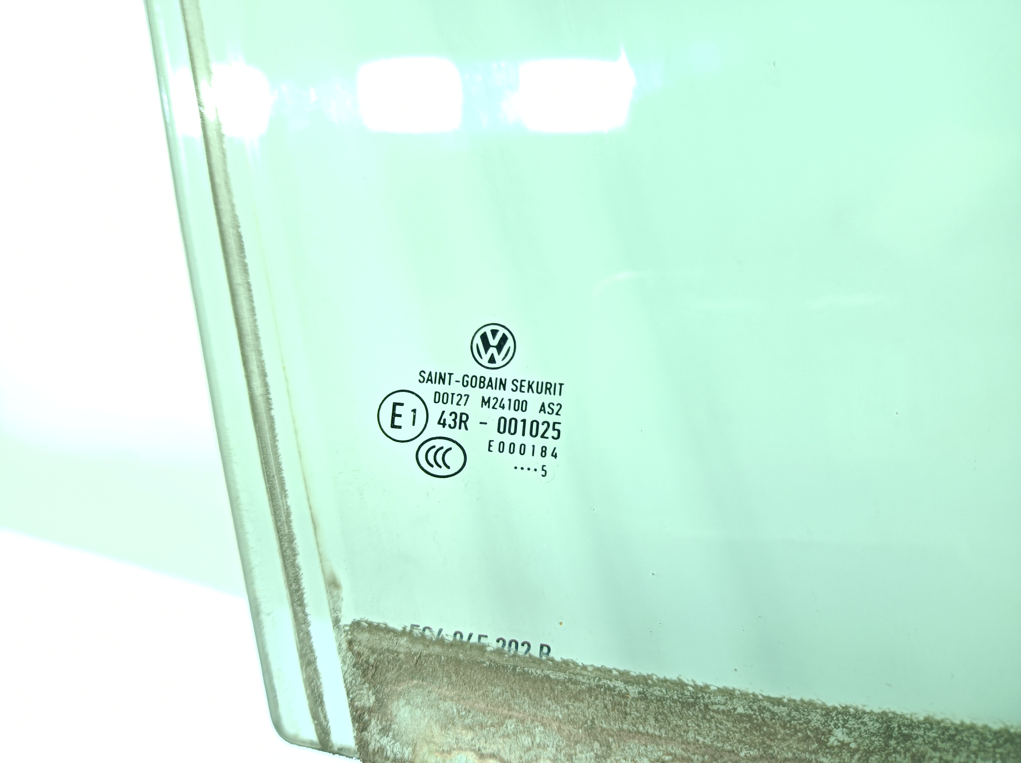 Vetro porta anteriore destra VOLKSWAGEN Golf VII Variant (BA5, BV5) Imagem-1