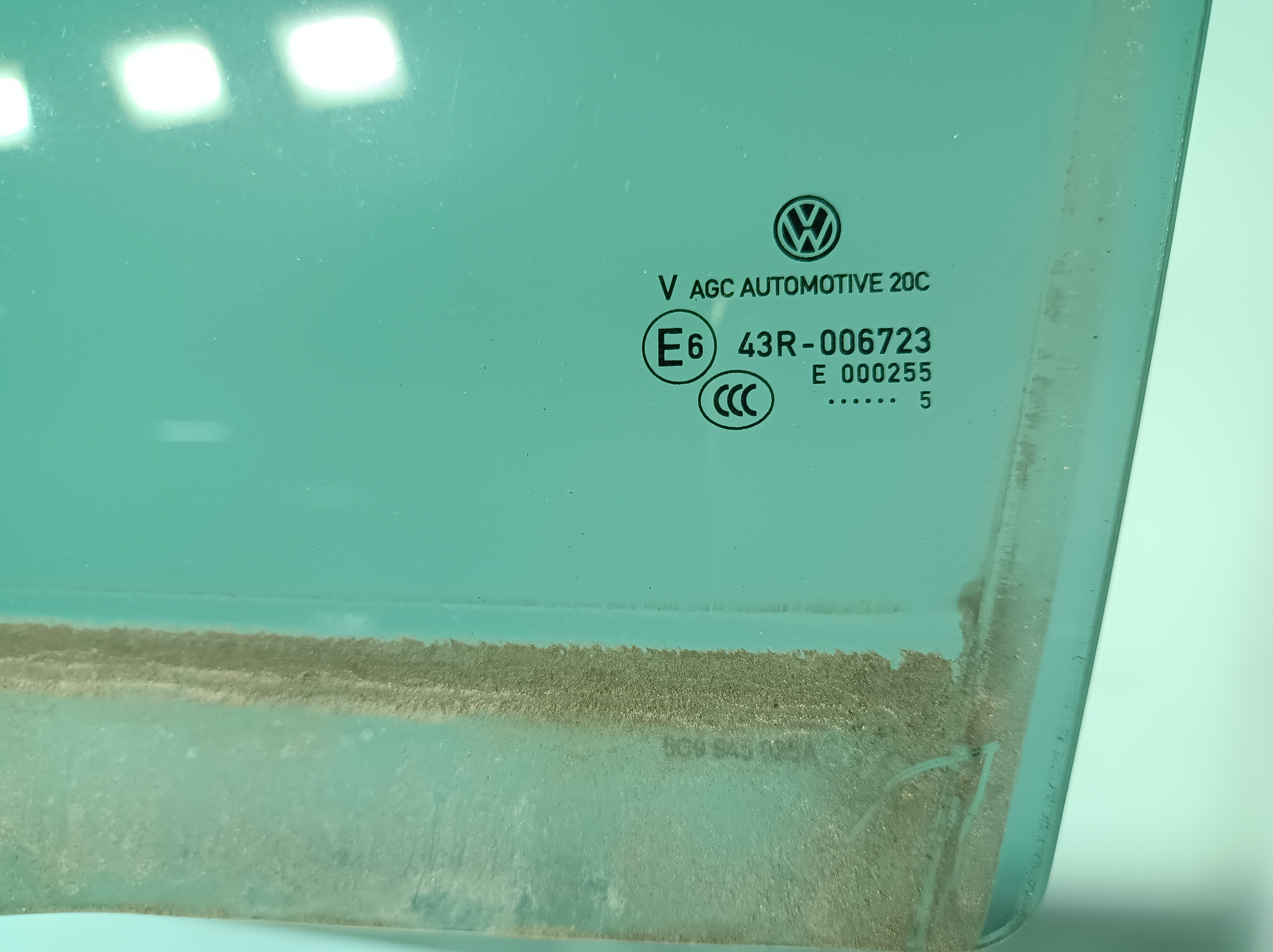 Vetro porta posteriore sinistra VOLKSWAGEN Golf VII Variant (BA5, BV5) Imagem-1