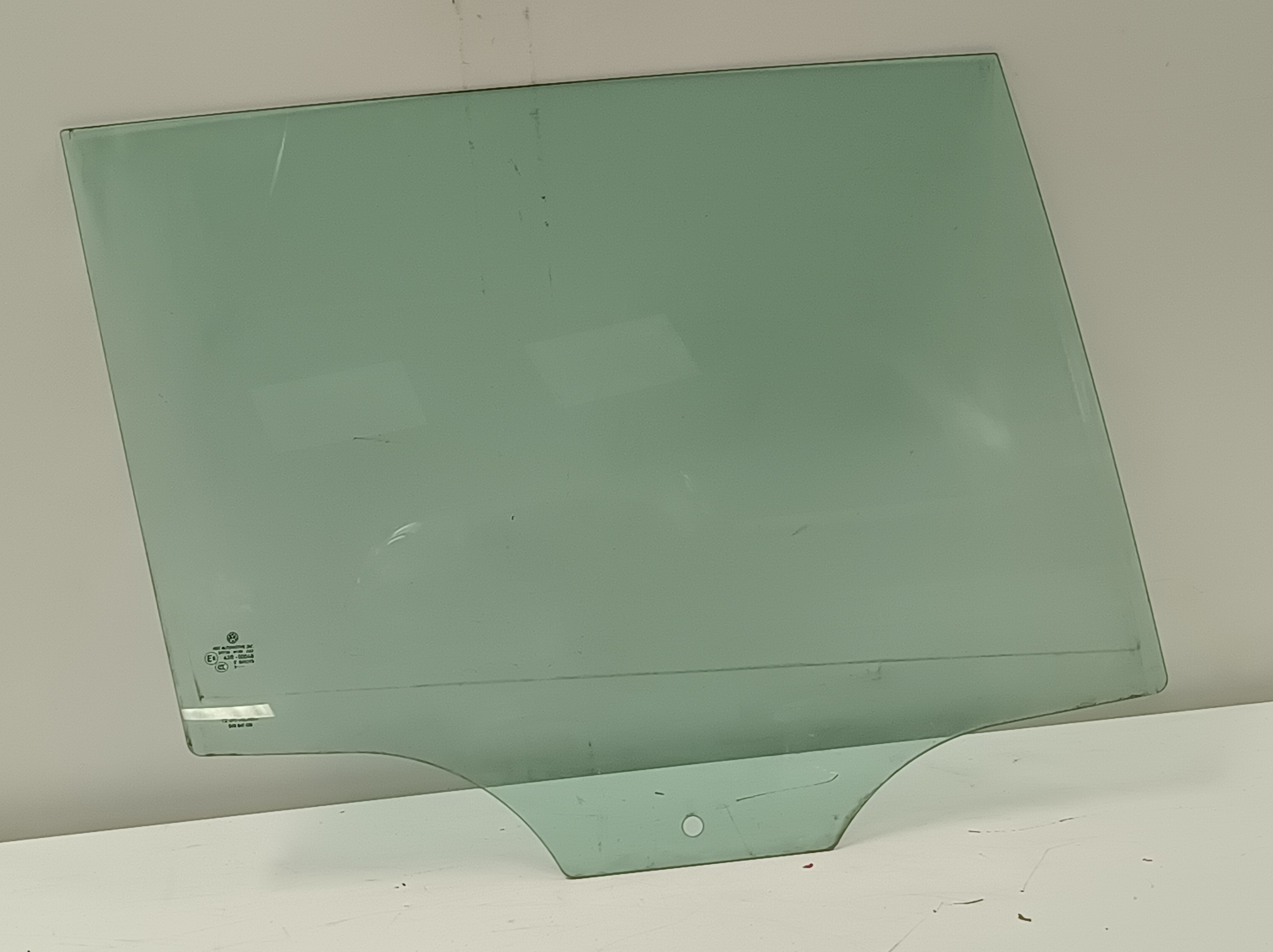 Vitre porte arrière Droite VOLKSWAGEN Golf VII Variant (BA5, BV5) Imagem-0