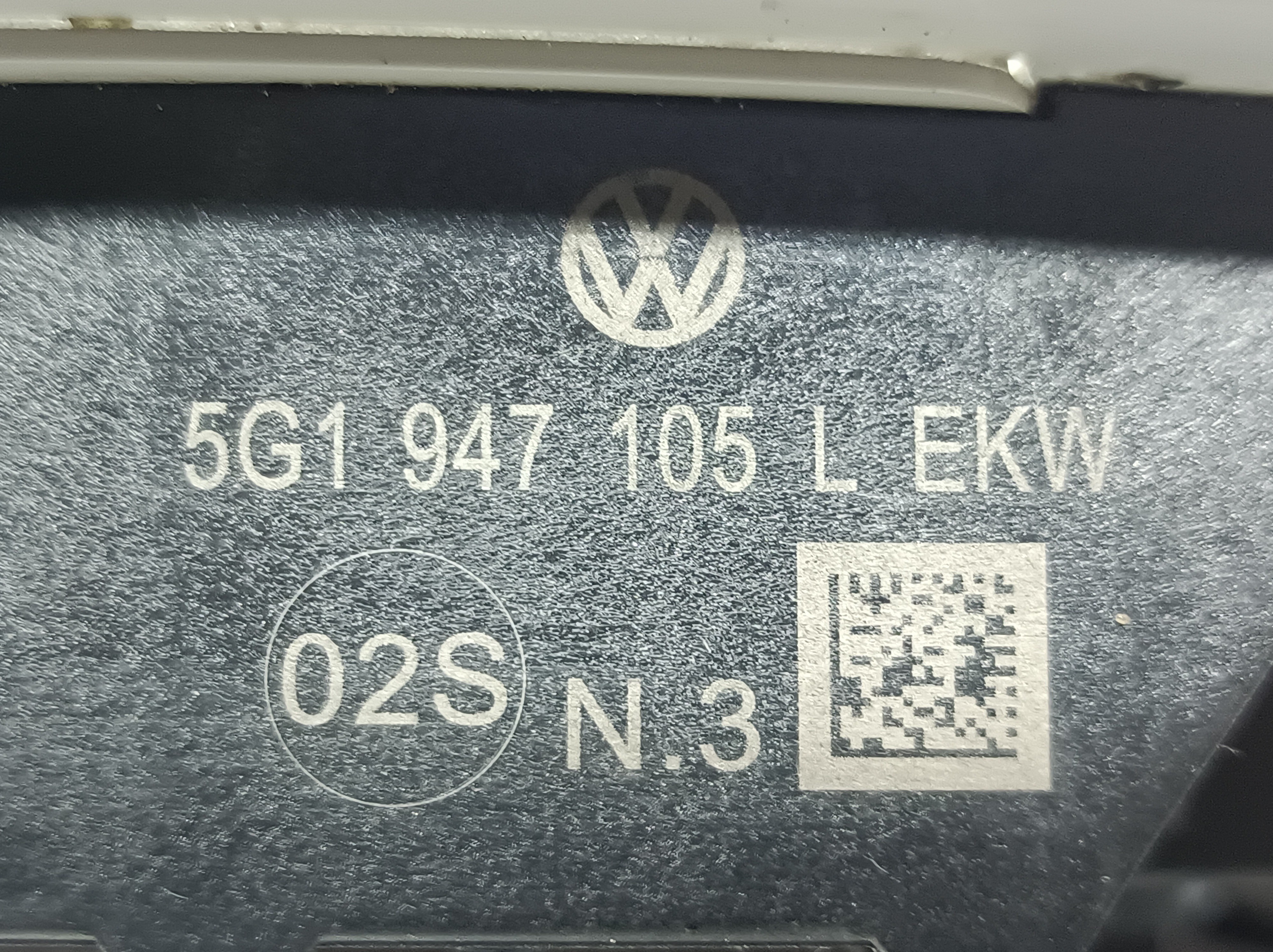 Plafonnier central VOLKSWAGEN Golf VII (5G1, BQ1, BE1, BE2) Imagem-3