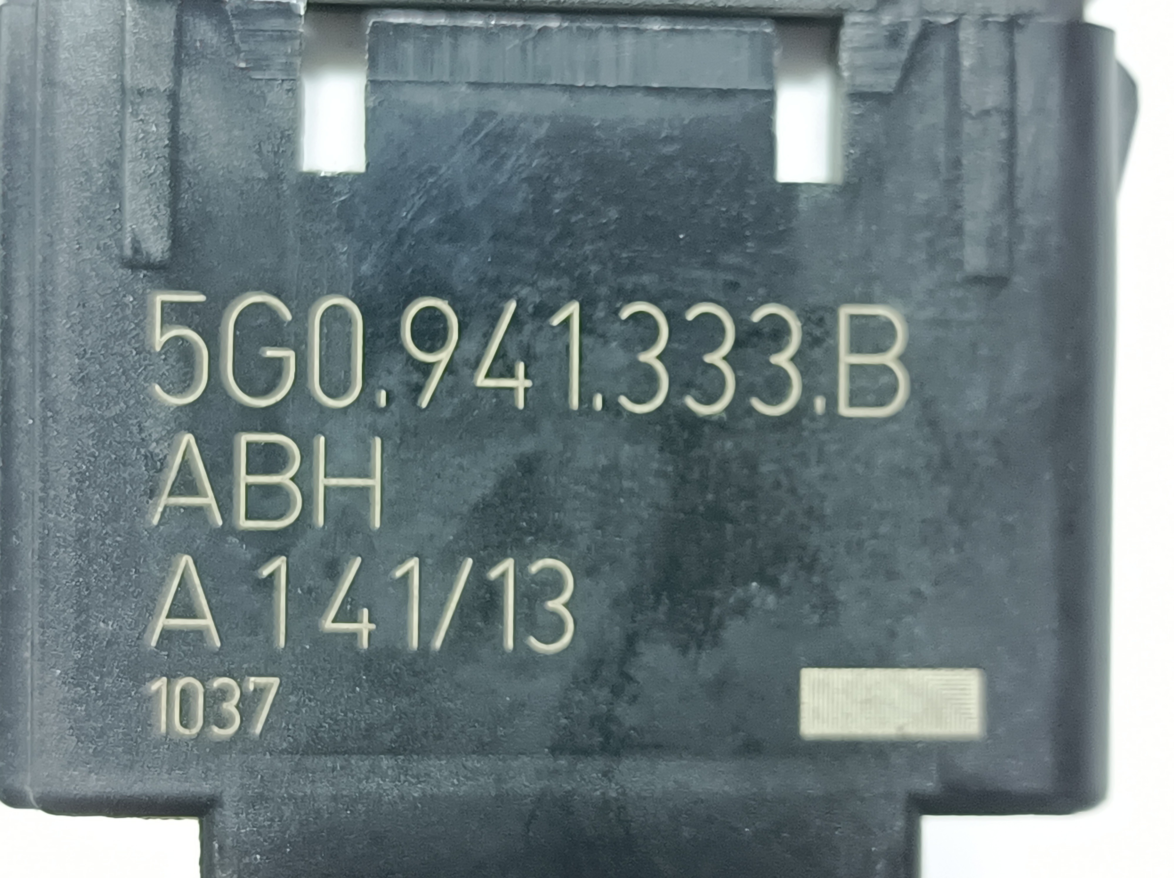 Calculateur d'éclairage VOLKSWAGEN Golf VII Variant (BA5, BV5) Imagem-3