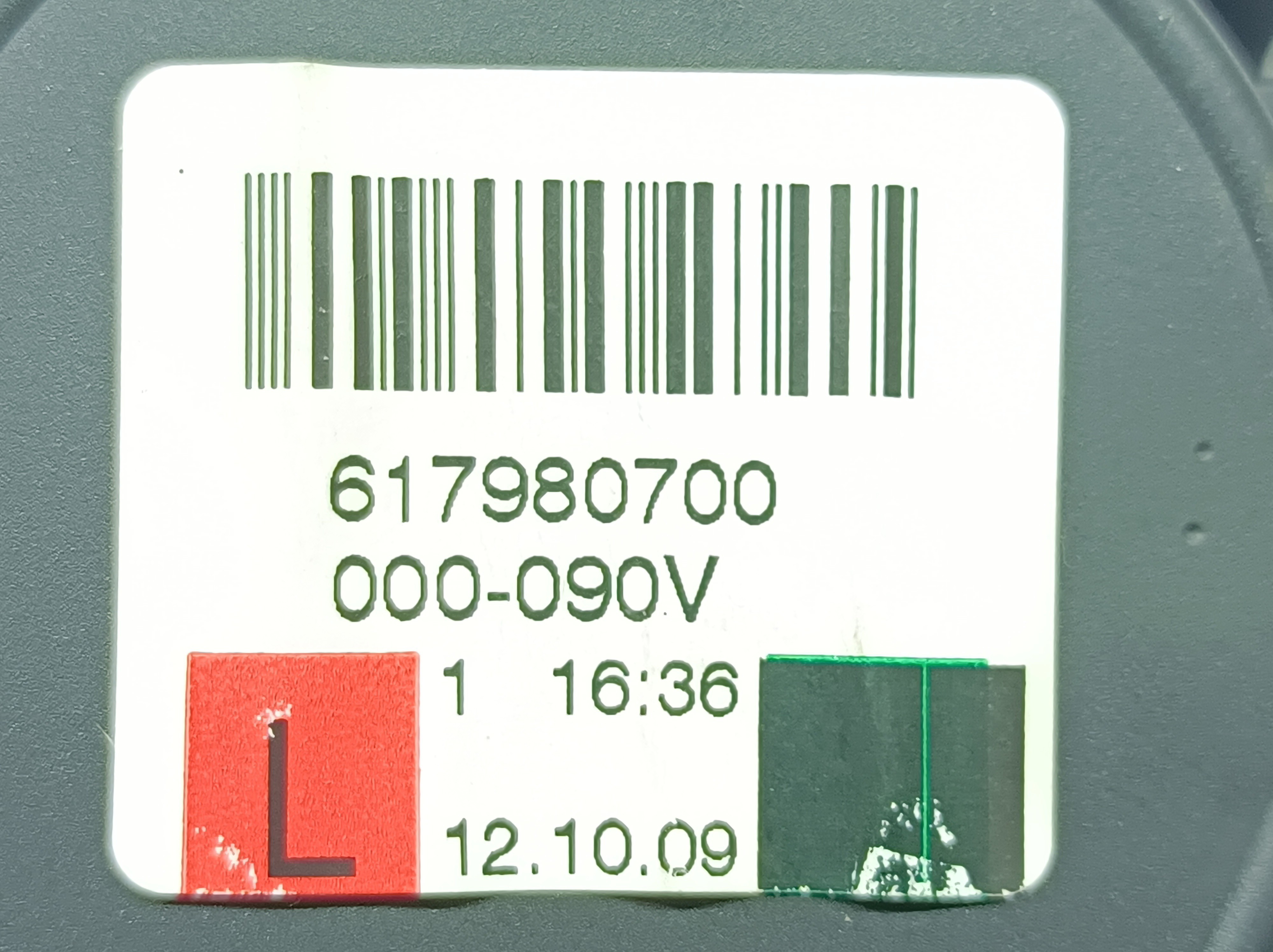 Left rear seatbelt VOLKSWAGEN Golf VI (5K1) Imagem-3