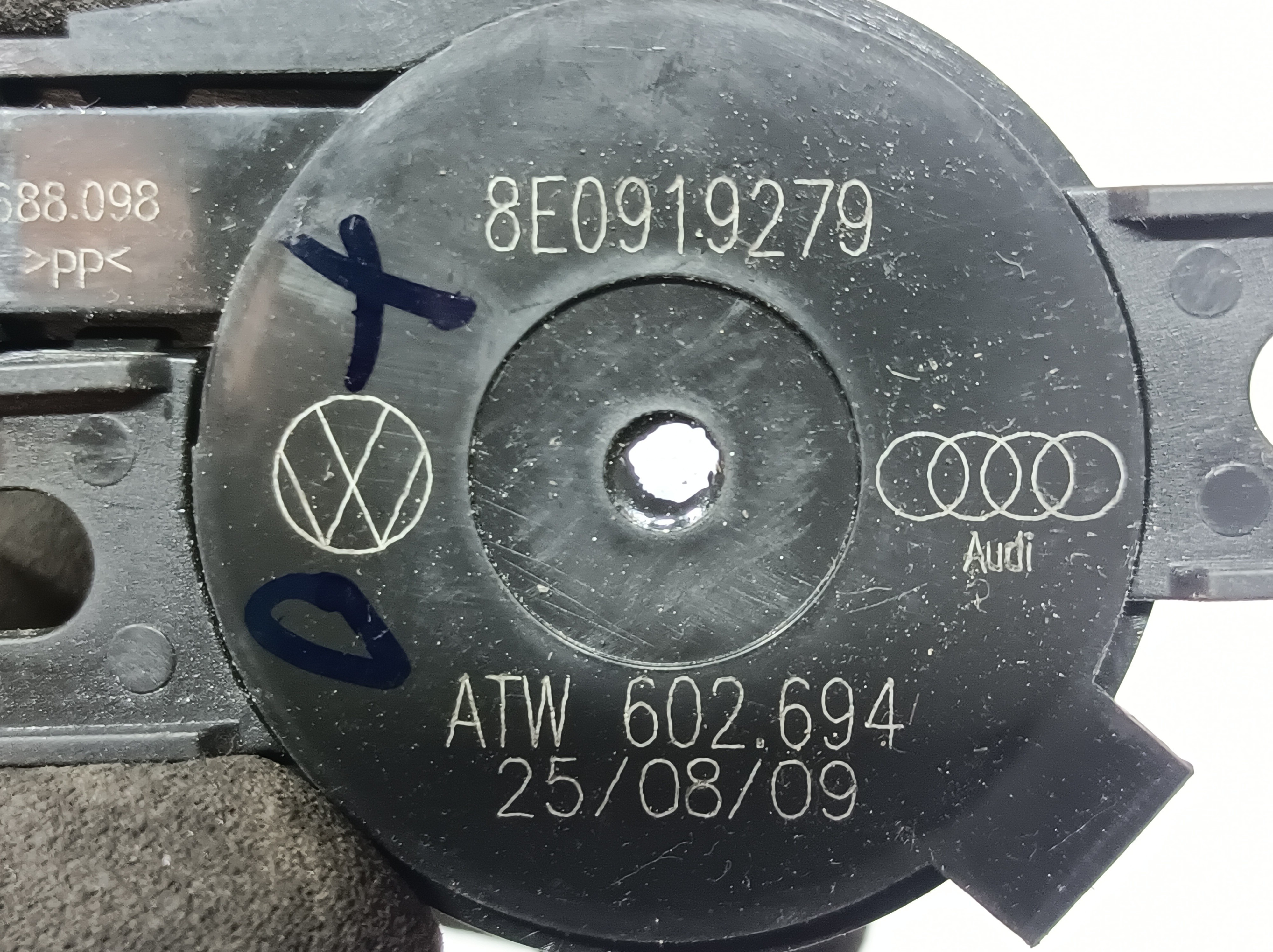 Colonna sonora VOLKSWAGEN Golf VI (5K1) Imagem-3