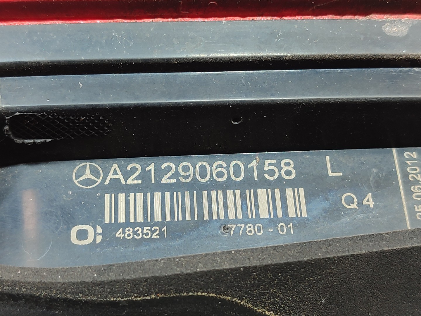 Fanale Sinistro Baule MERCEDES-BENZ Classe E (W212) Imagem-3