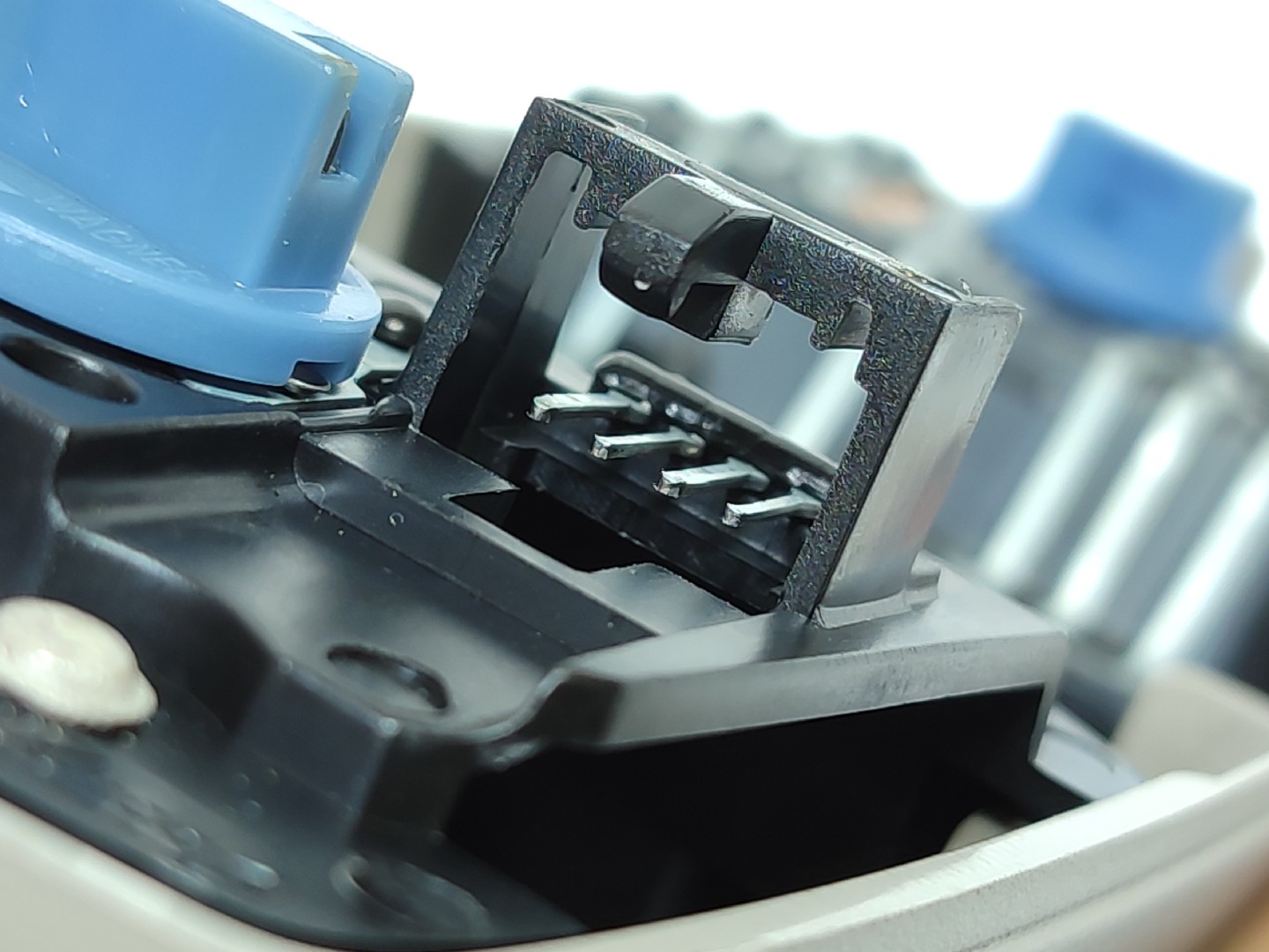 Plafoniera posteriore VOLVO S60 II (134) Imagem-4