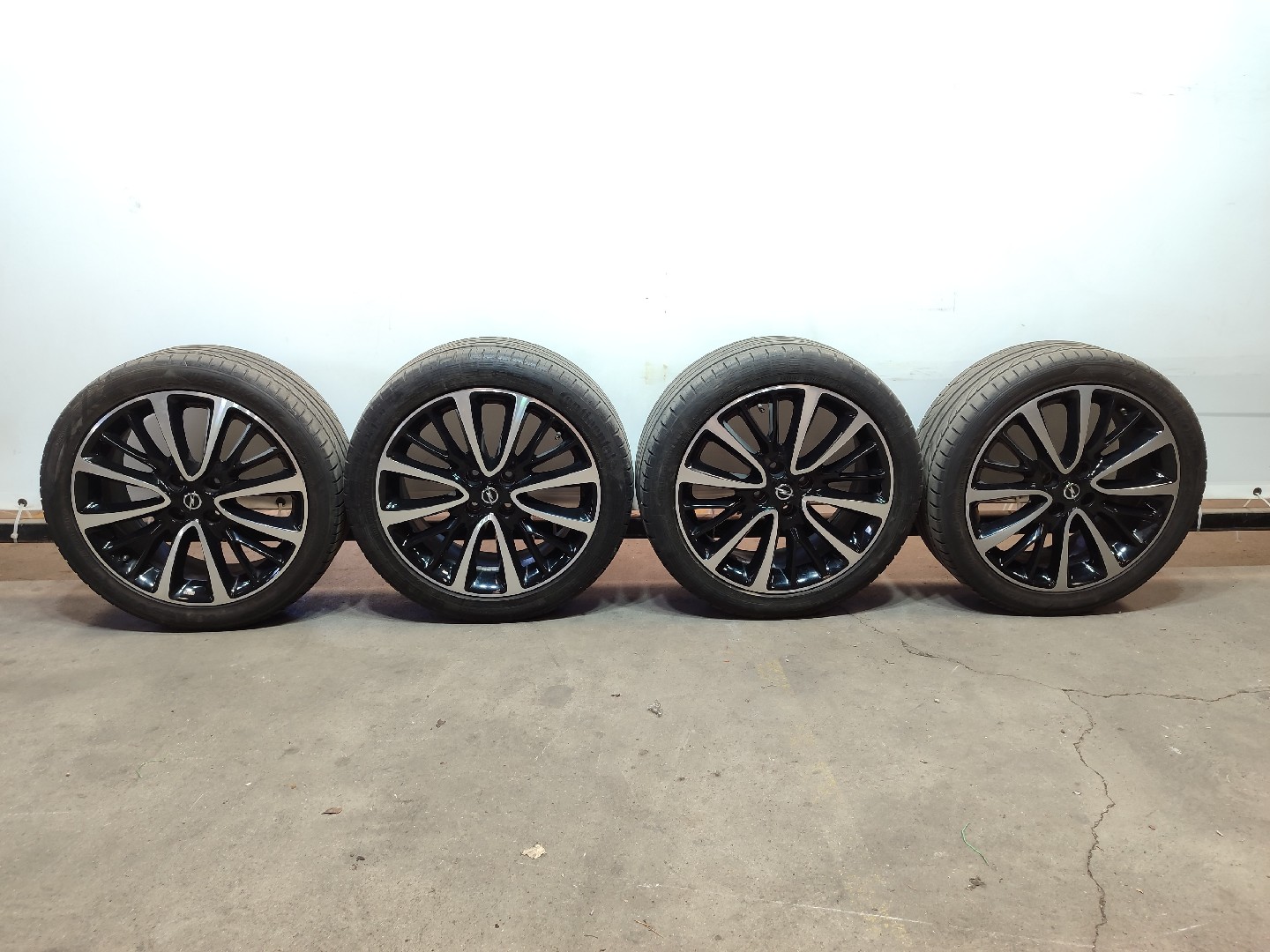 Ensemble de jantes OPEL Corsa E Imagem-0