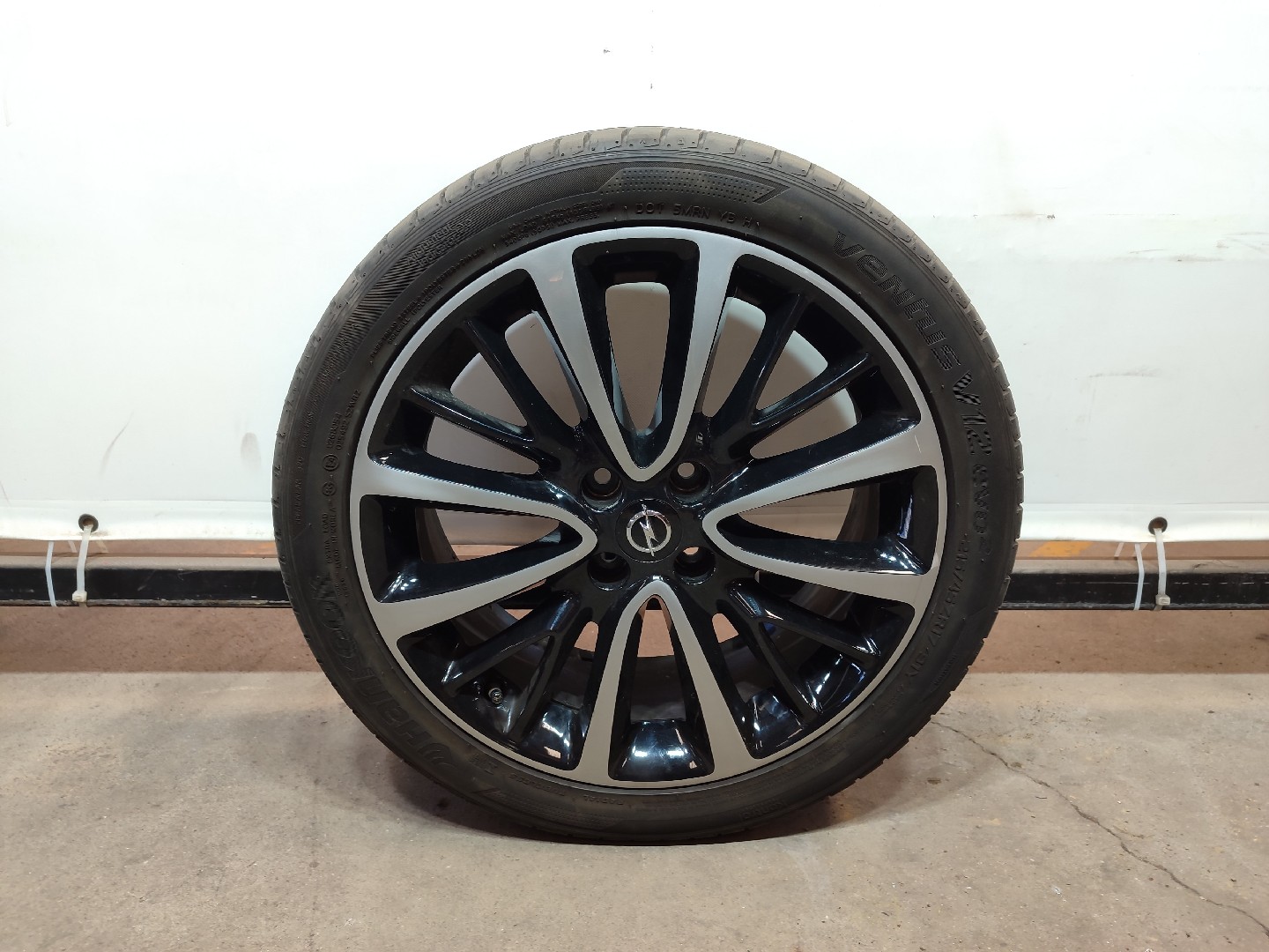 Ensemble de jantes OPEL Corsa E Imagem-1