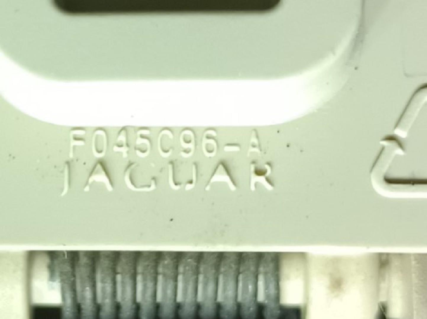 Pega interior porta frente direita JAGUAR XF (X250) Imagem-3