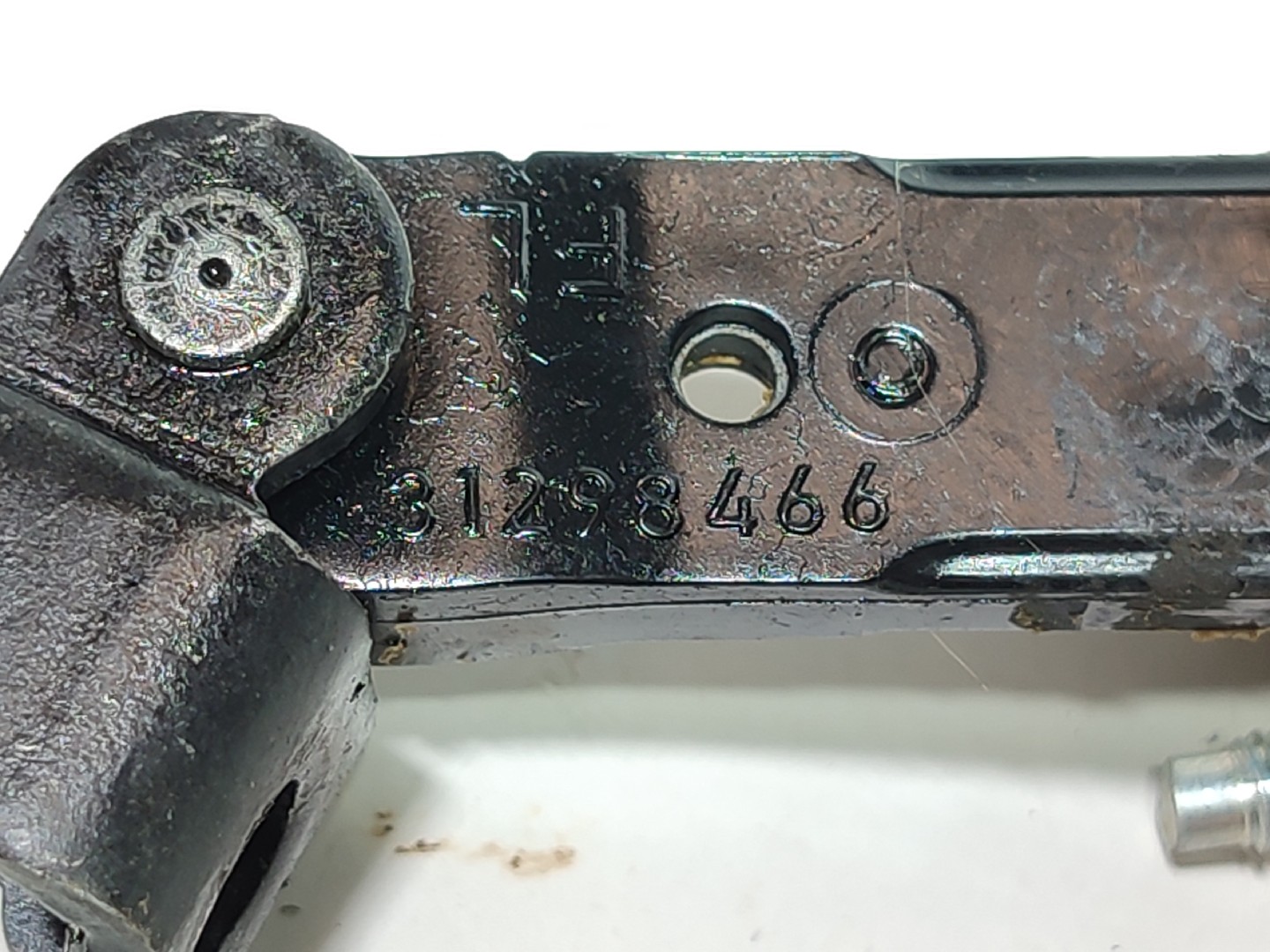 Right front Door limiter  VOLVO V60 I (155) Imagem-2