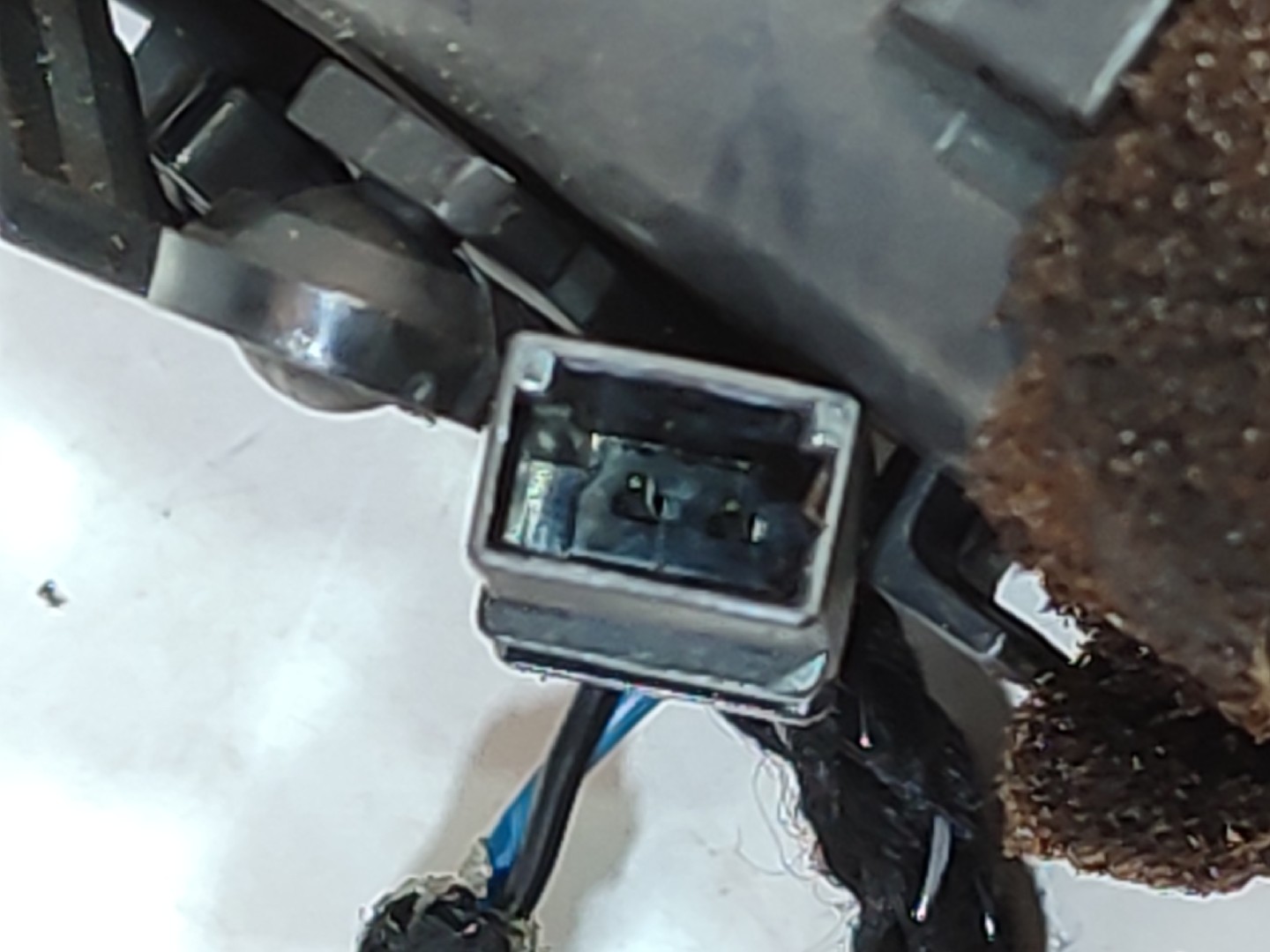 Paratie del riscaldamento AUDI A4 (8EC, B7) Imagem-2