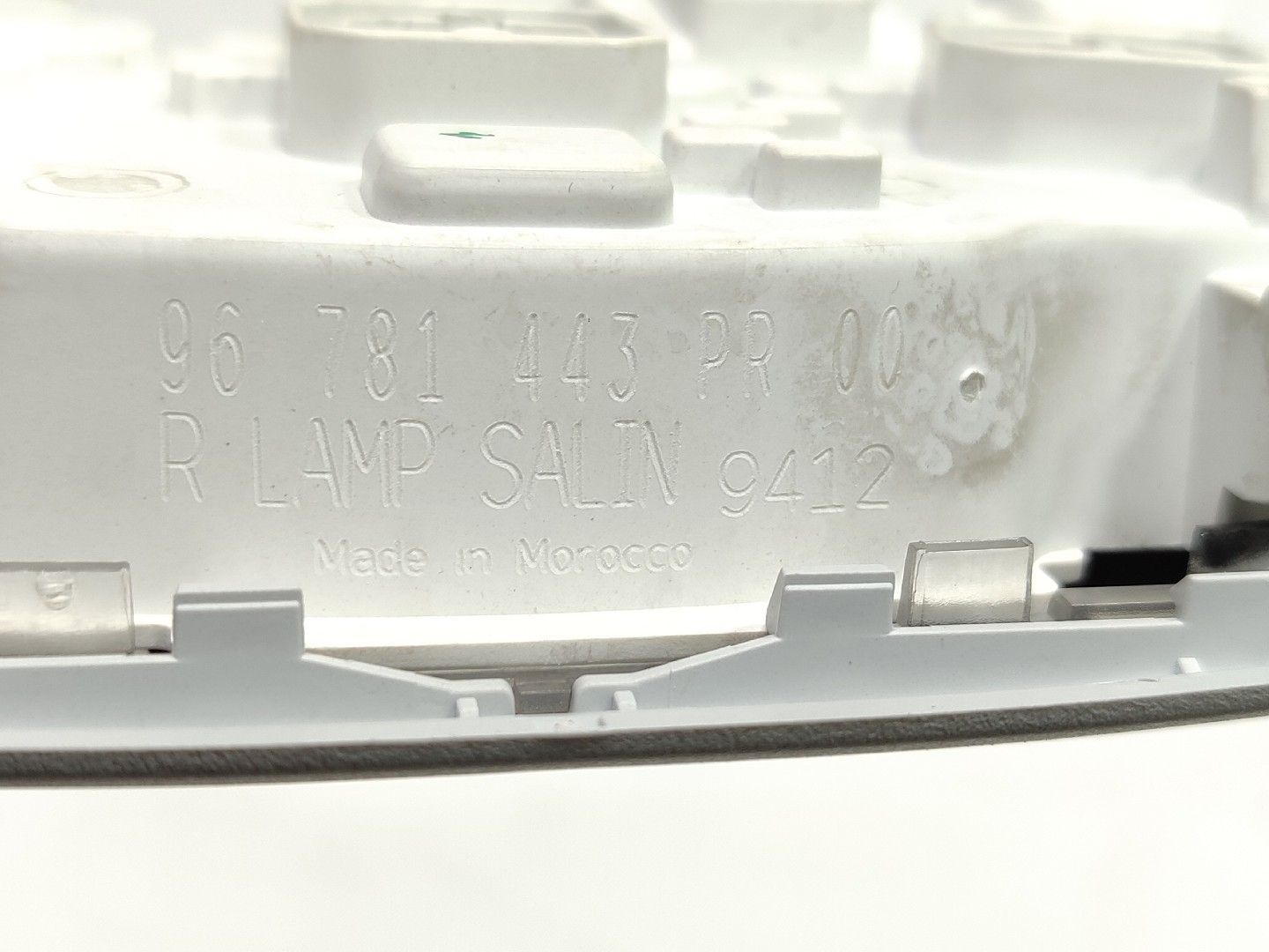 Plafoniera posteriore PEUGEOT 308 SW II Imagem-3