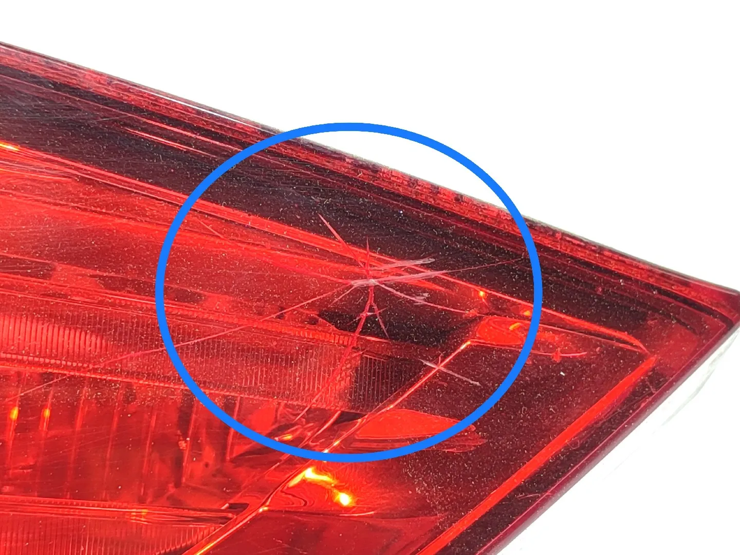 Farolim da mala esquerdo BMW X1 (E84) Imagem-4