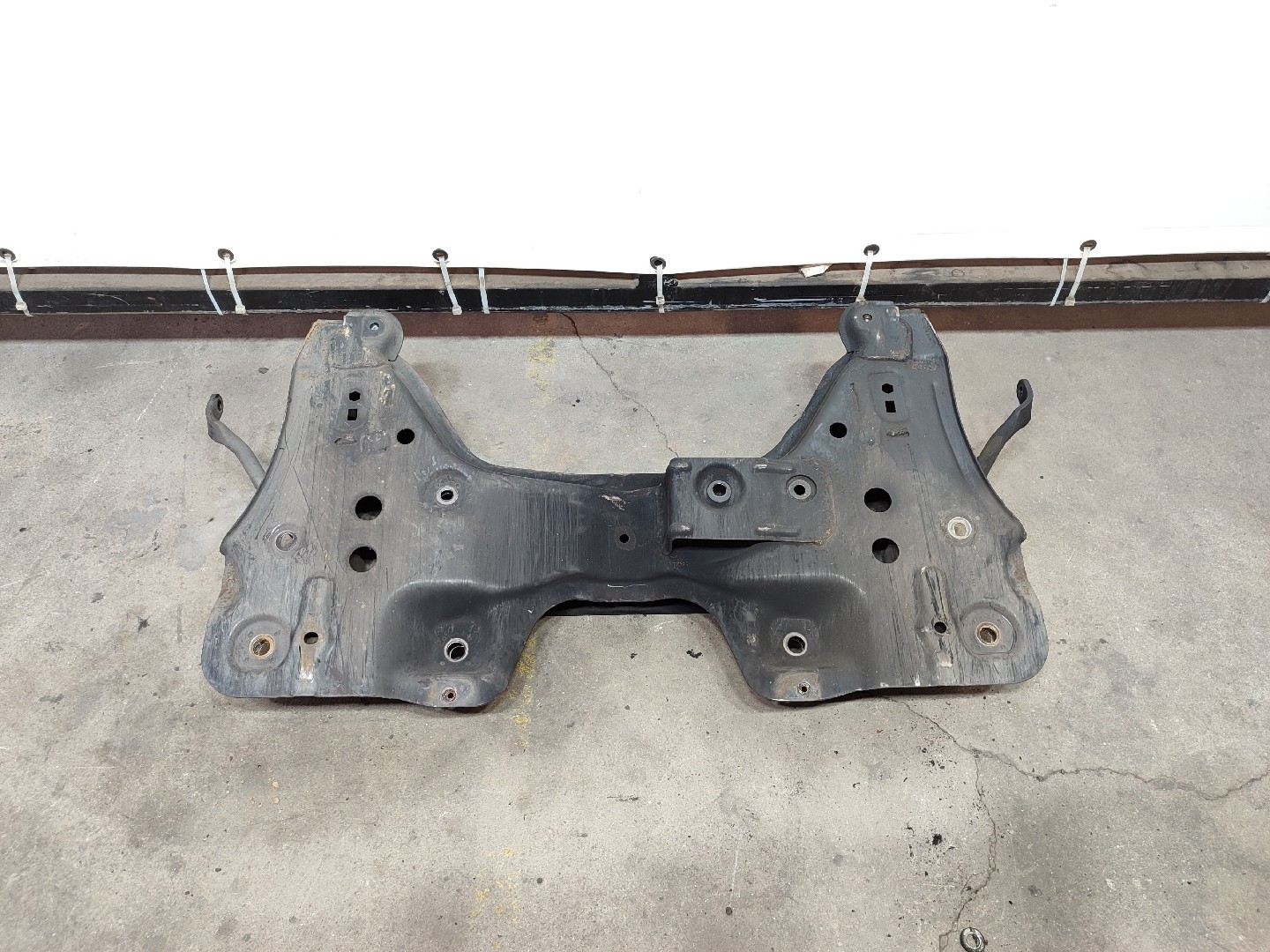 Charriot frente ALFA ROMEO Mito (955_) Imagem-1