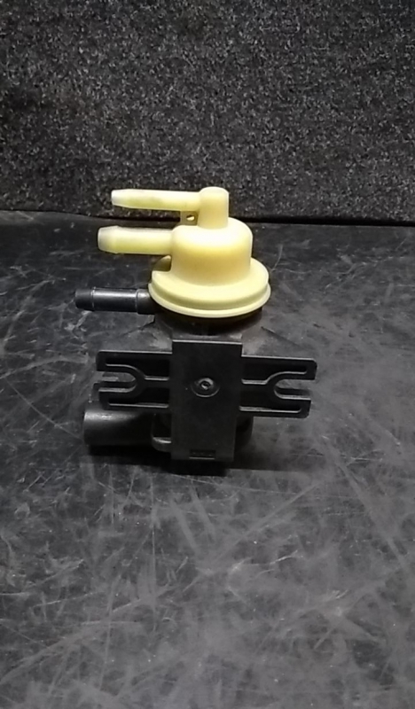 Brake booster / vacuum pump SEAT Ibiza IV (6J5, 6P1) Imagem-2