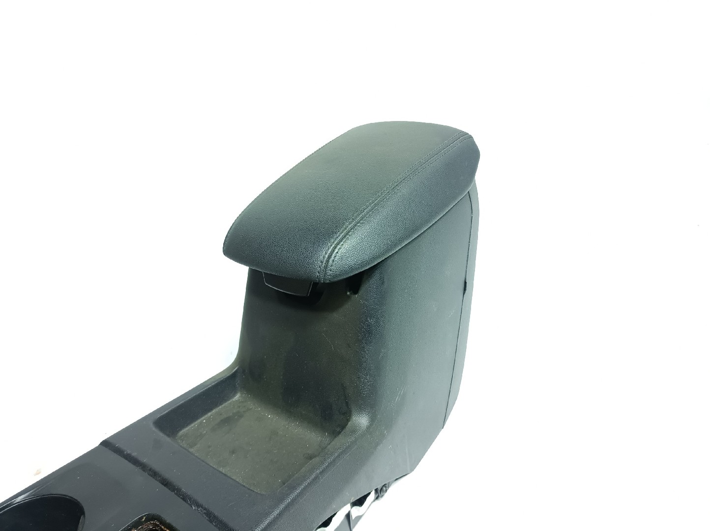 Accoudoir FORD Focus IV sedan (HM) Imagem-1