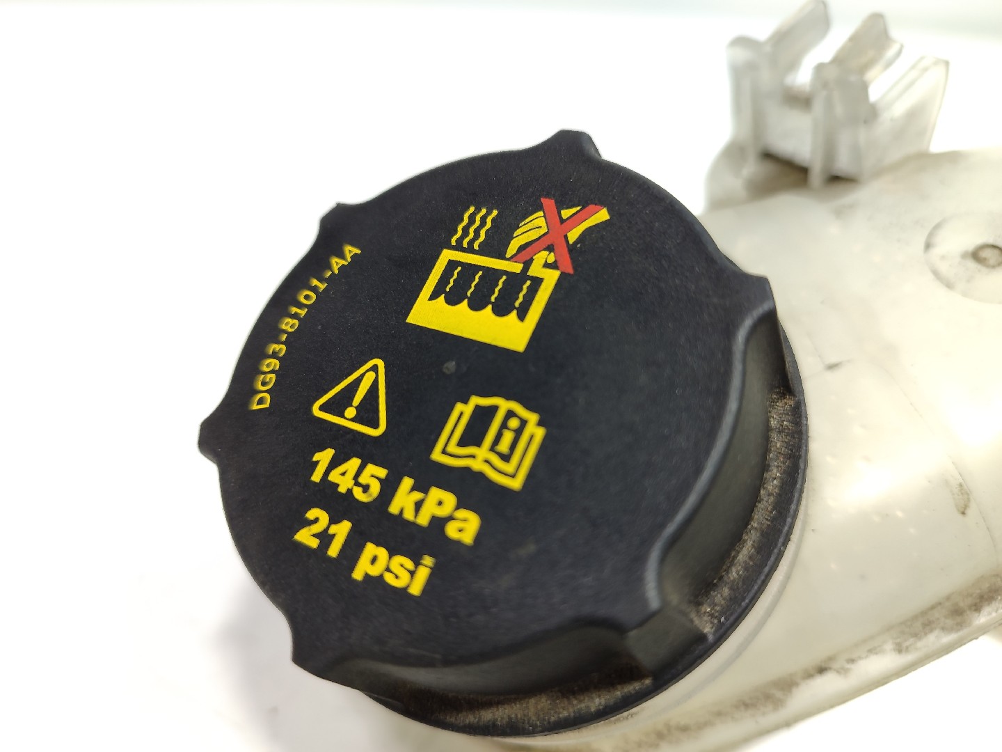 Coolant reservoir FORD Focus IV sedan (HM) Imagem-1