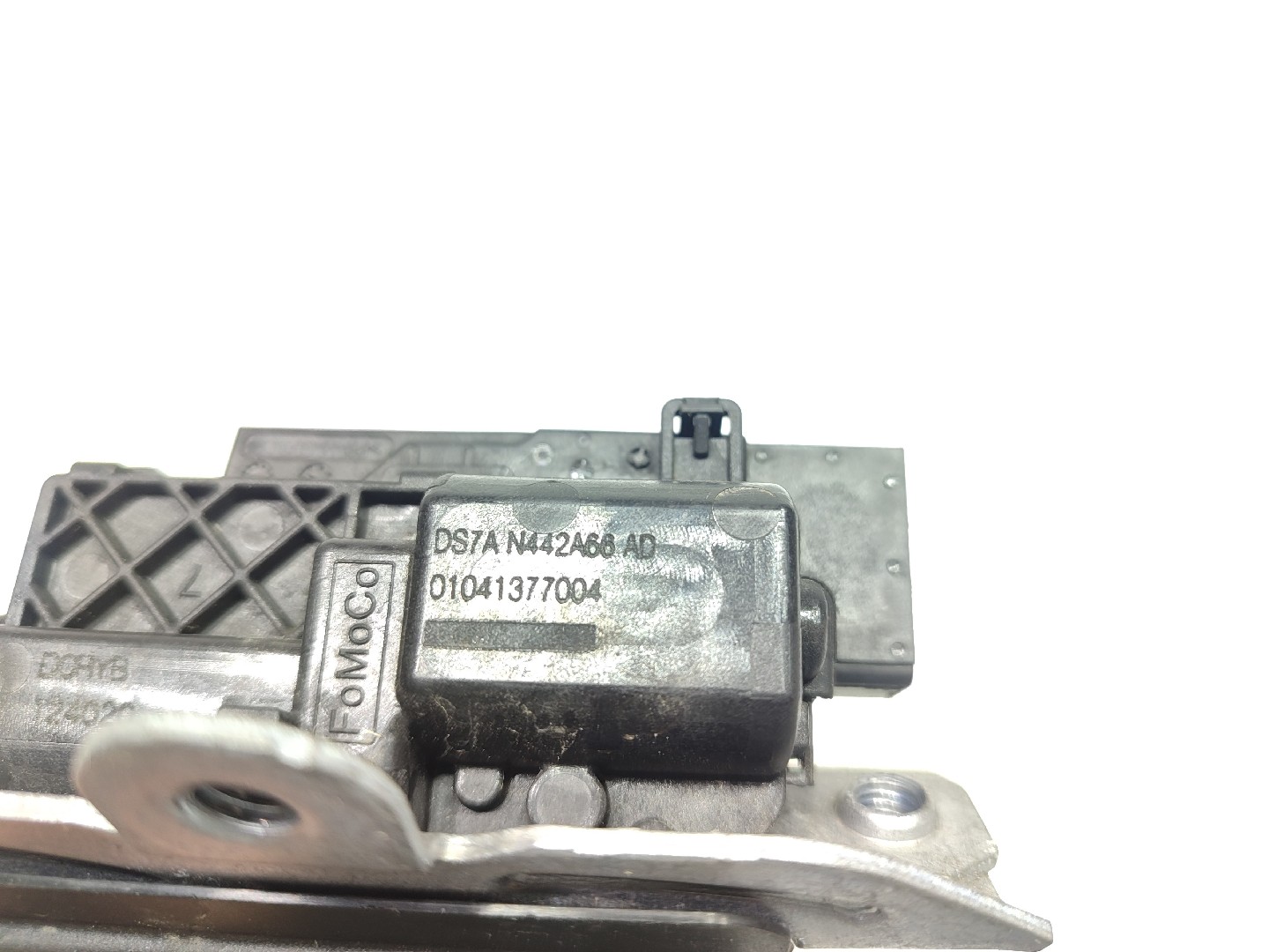 Serratura / chiusura baule FORD Focus IV sedan (HM) Imagem-3