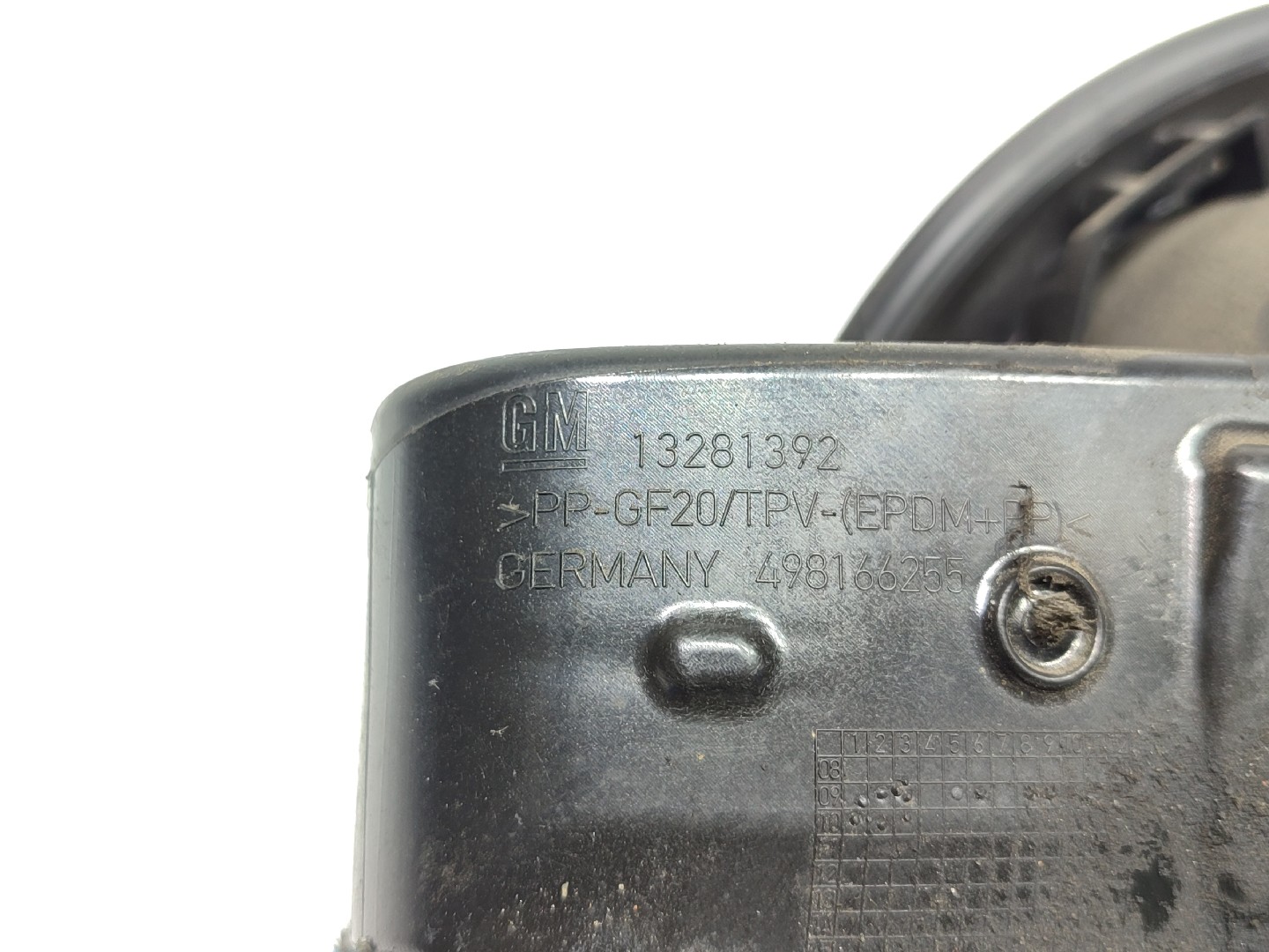 Fuel tank cap OPEL Astra J Imagem-3