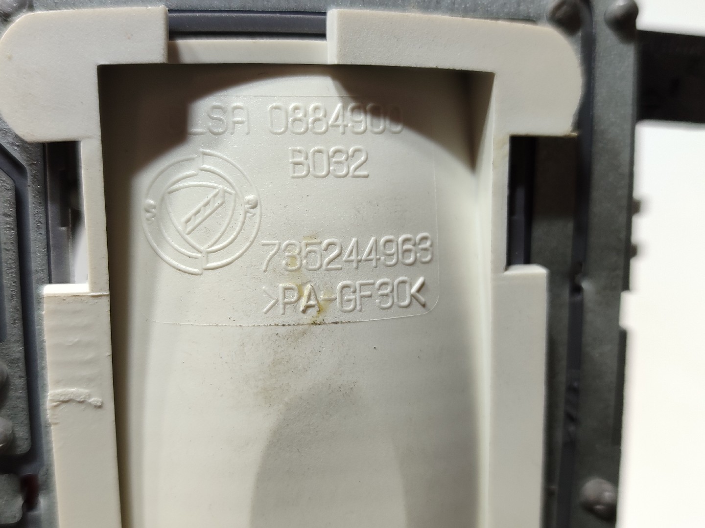 Plafoniera anteriore ALFA ROMEO Giulietta (940_) Imagem-2