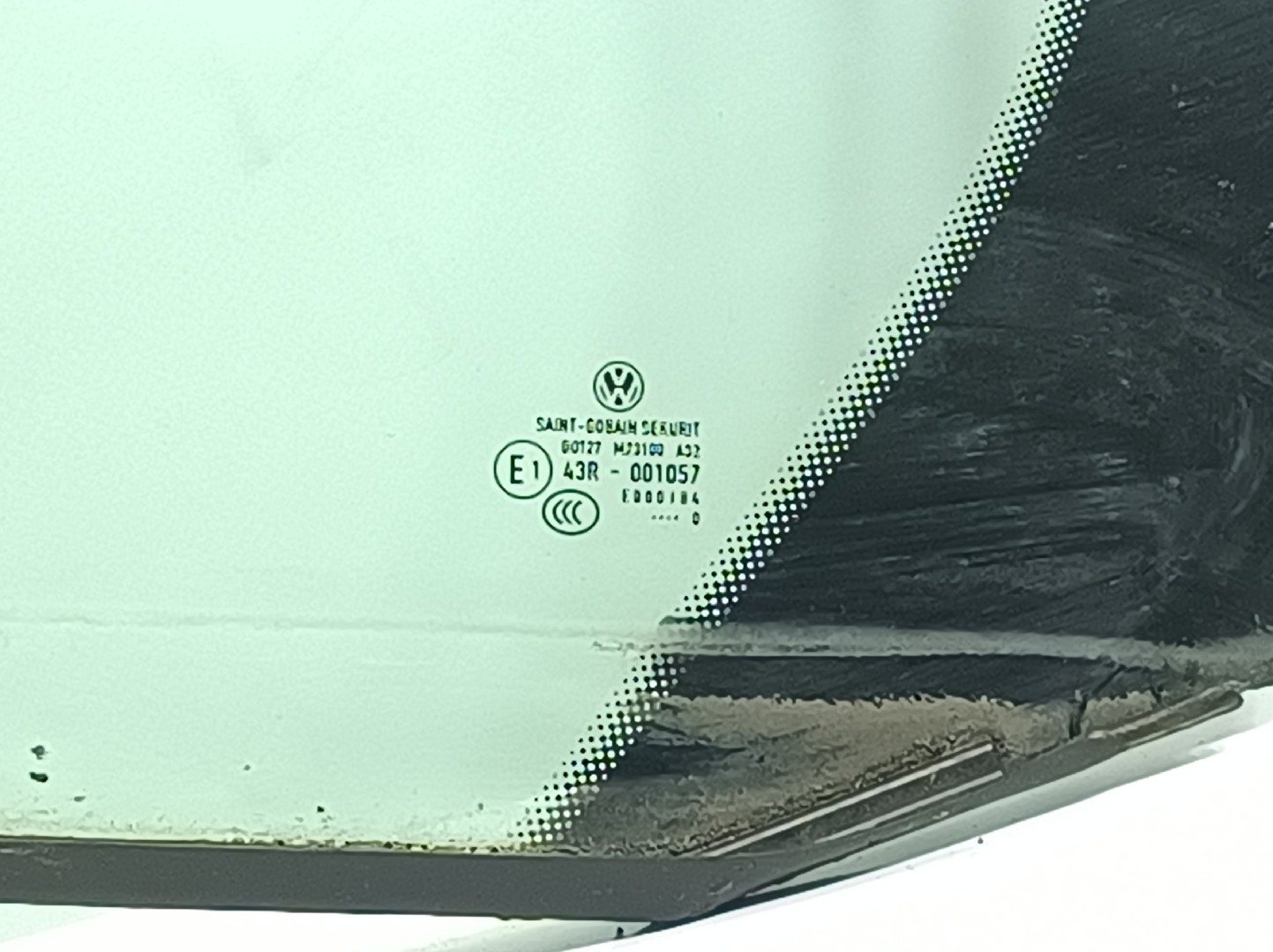 Vetro triangolare porta posteriore sinistra VOLKSWAGEN Golf VI (5K1) Imagem-1