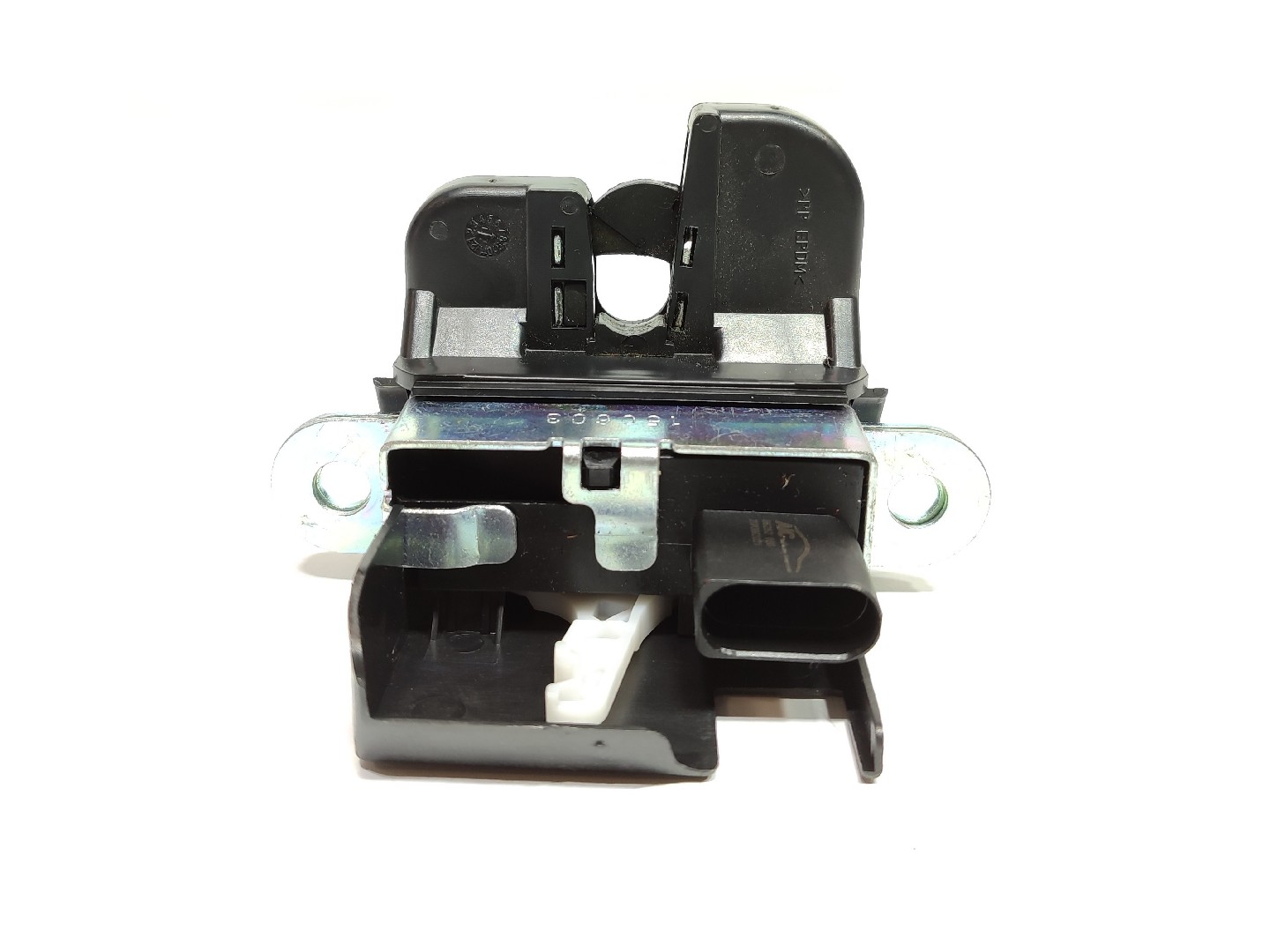 Serrure / verrou coffre VOLKSWAGEN Golf VI (5K1) Imagem-1