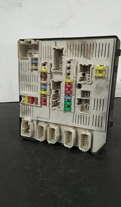 Caja fusibles / SAM / BSI RENAULT Megane III (BZ0_) Imagem-2