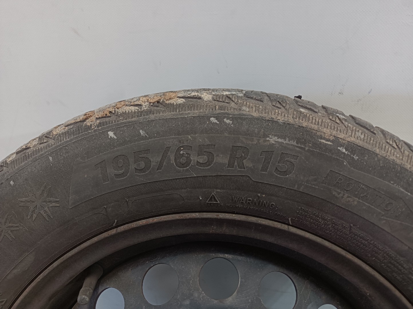 Neumático repuesto VOLKSWAGEN Golf VII (5G1, BQ1, BE1, BE2) Imagem-2