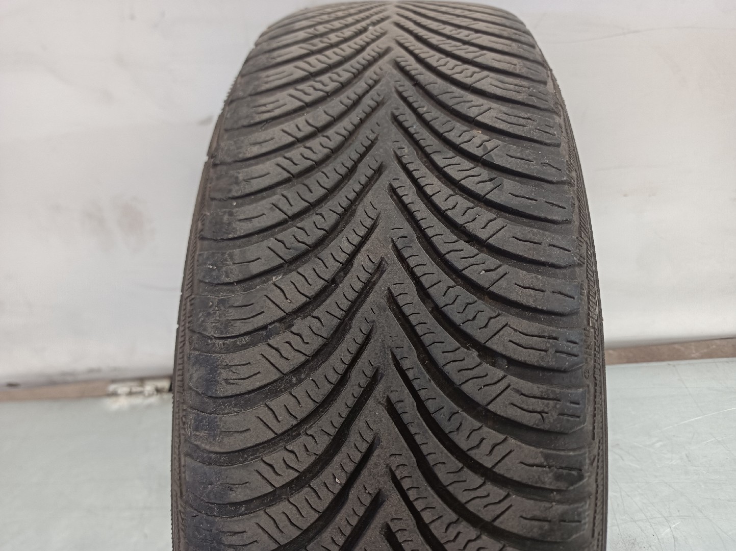 Neumático repuesto VOLKSWAGEN Golf VII (5G1, BQ1, BE1, BE2) Imagem-3