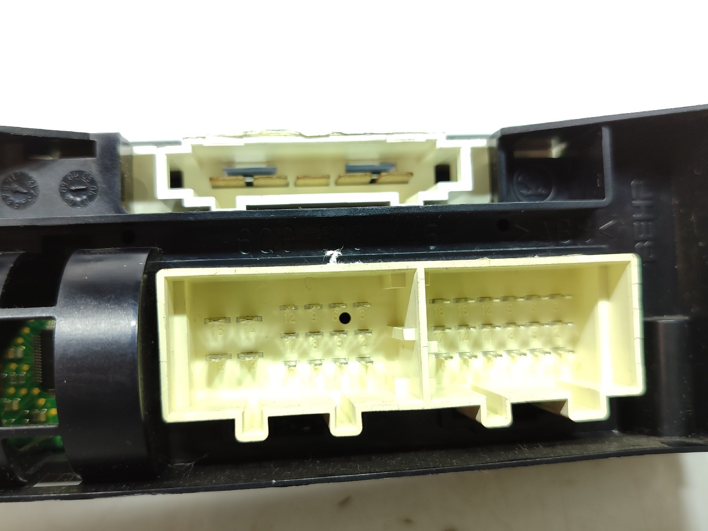 AC switch SEAT Ibiza IV (6J5, 6P1) Imagem-2