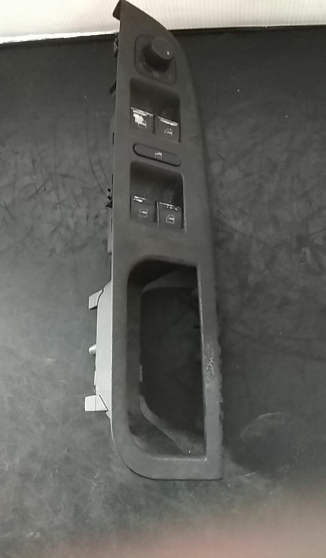 Commande / interrupteur lève-vitre Avant gauche VOLKSWAGEN Golf V (1K1) Imagem-3