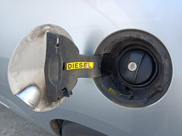 Tappo serbatoio carburante CITROËN DS3 Imagem-1