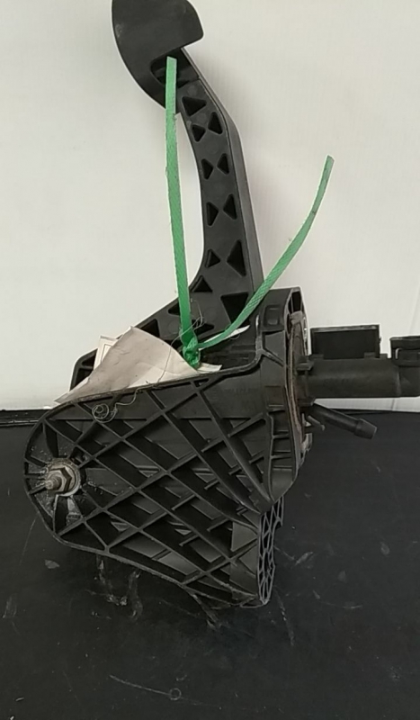 Pédale d'embrayage VOLKSWAGEN Golf V (1K1) Imagem-2