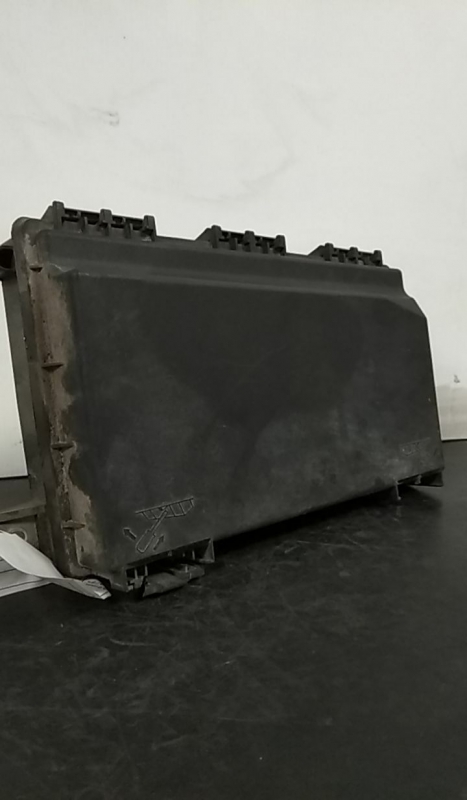 Boîte de fusibles / SAM / BSI OPEL Astra H Sedan (L69) Imagem-2