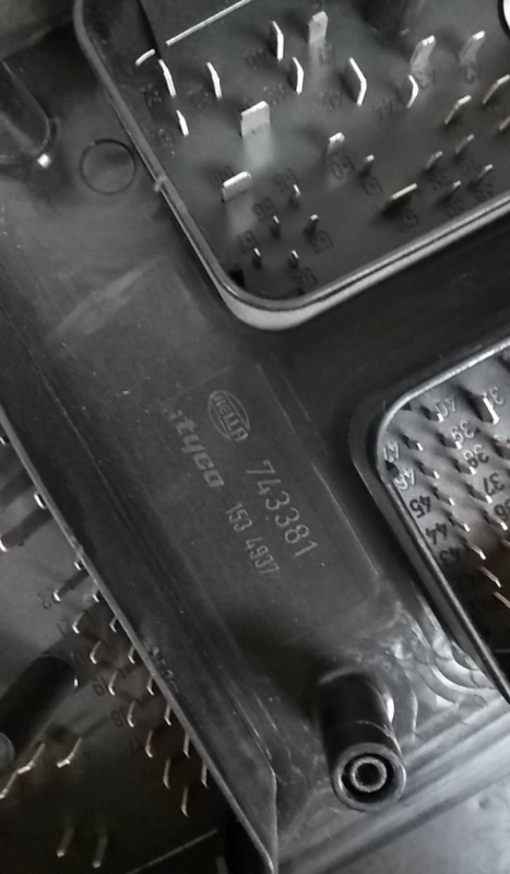 Boîte de fusibles / SAM / BSI OPEL Astra H Sedan (L69) Imagem-3