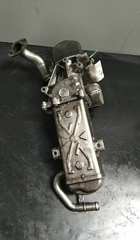 Valve EGR VOLKSWAGEN Golf VI (5K1) Imagem-1