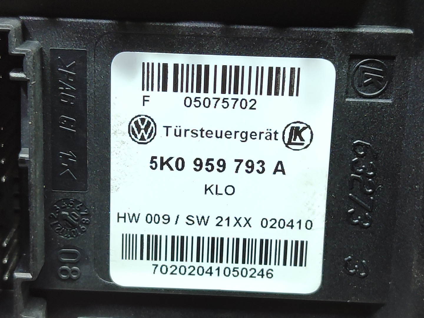 Moteur lève-vitre avant gauche VOLKSWAGEN Golf VI (5K1) Imagem-3