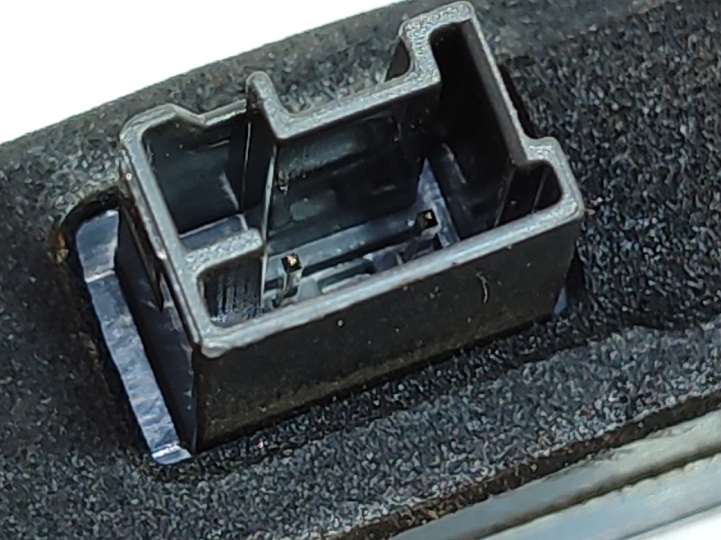 Feu de stop supplémentaire / 3e feu PEUGEOT 508 SW Imagem-2